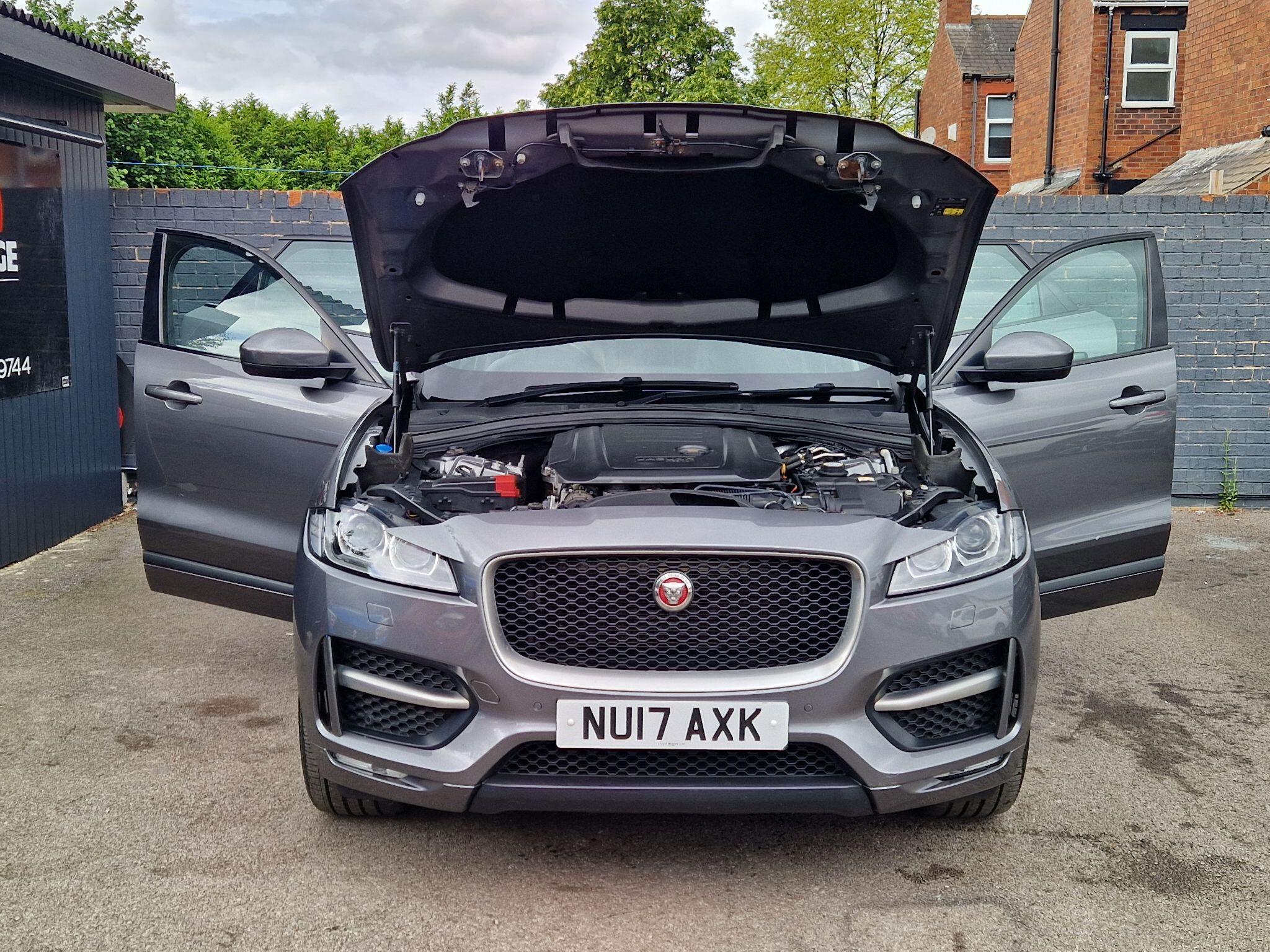 Jaguar F-Pace - Image 13