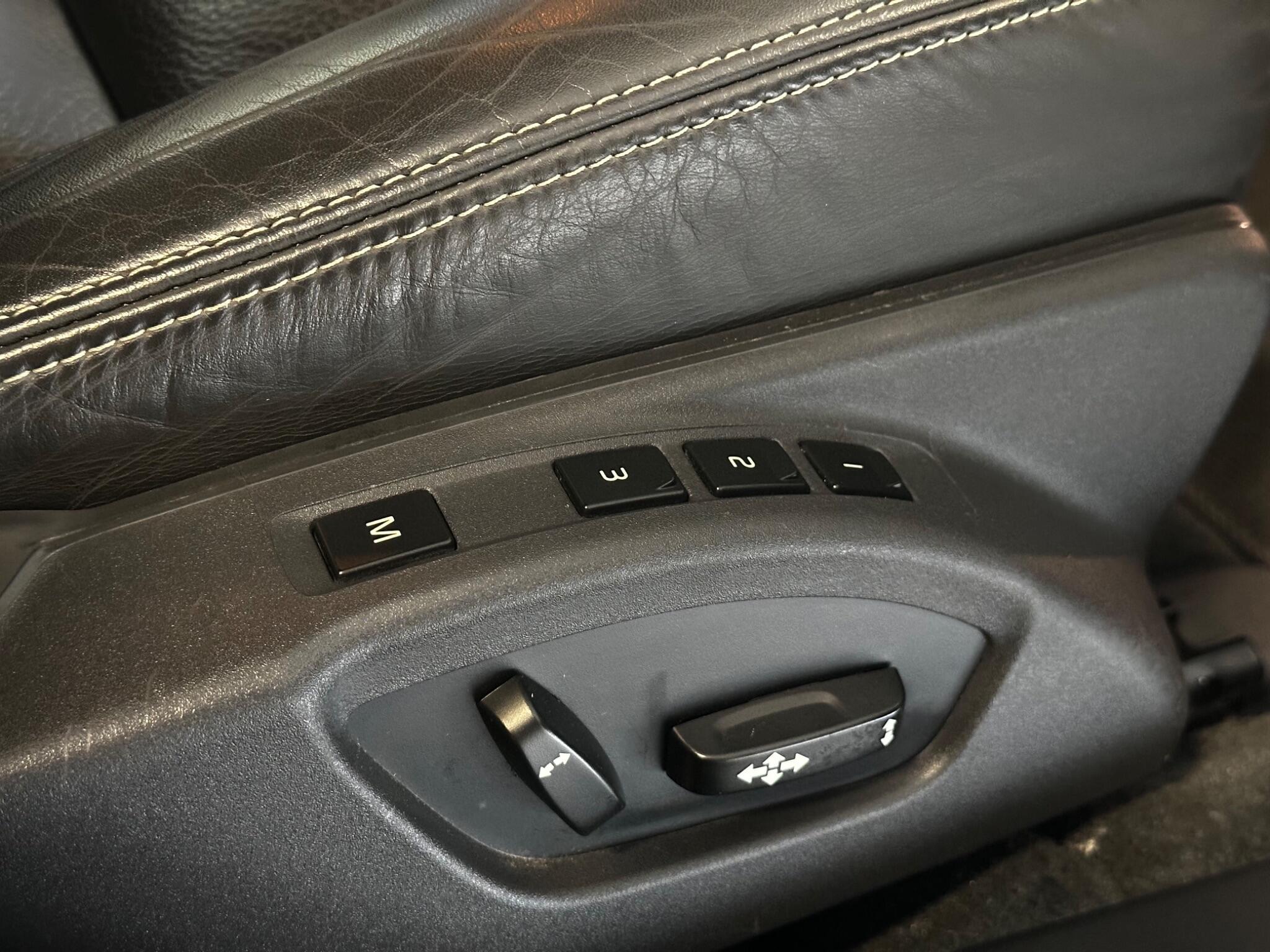 Volvo XC70 - Image 15
