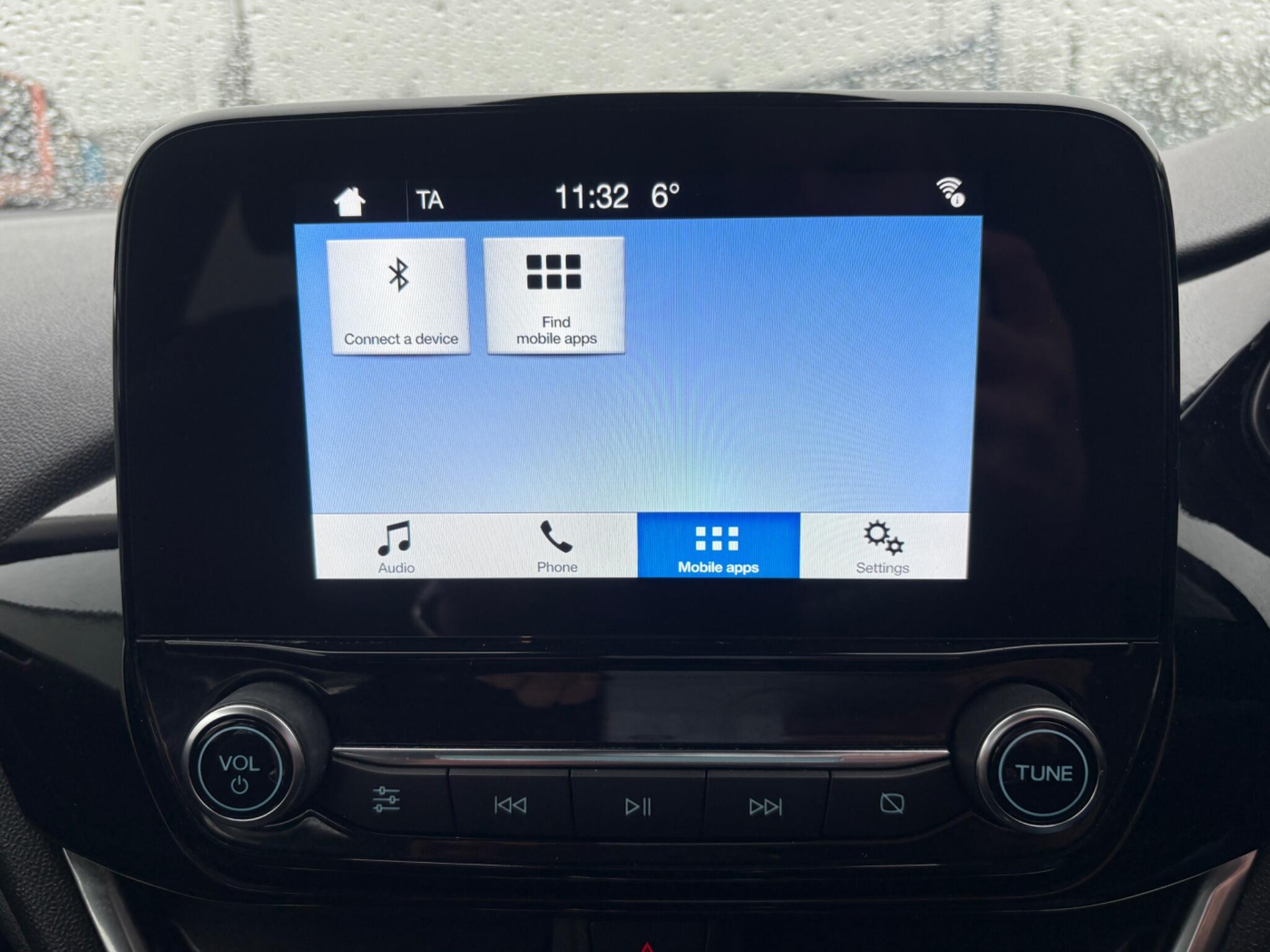 Ford Fiesta - Image 23