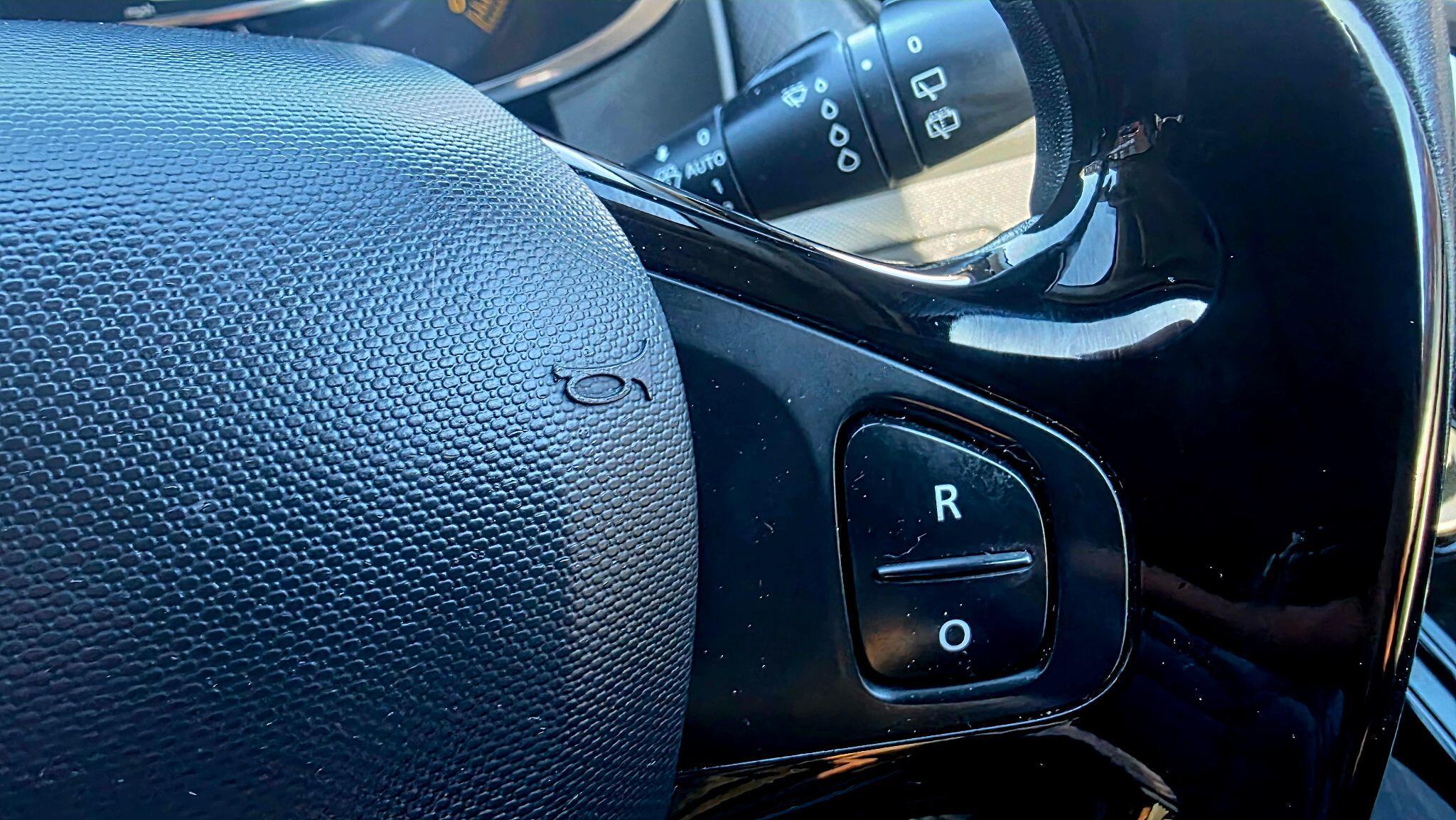 Renault Clio - Image 27