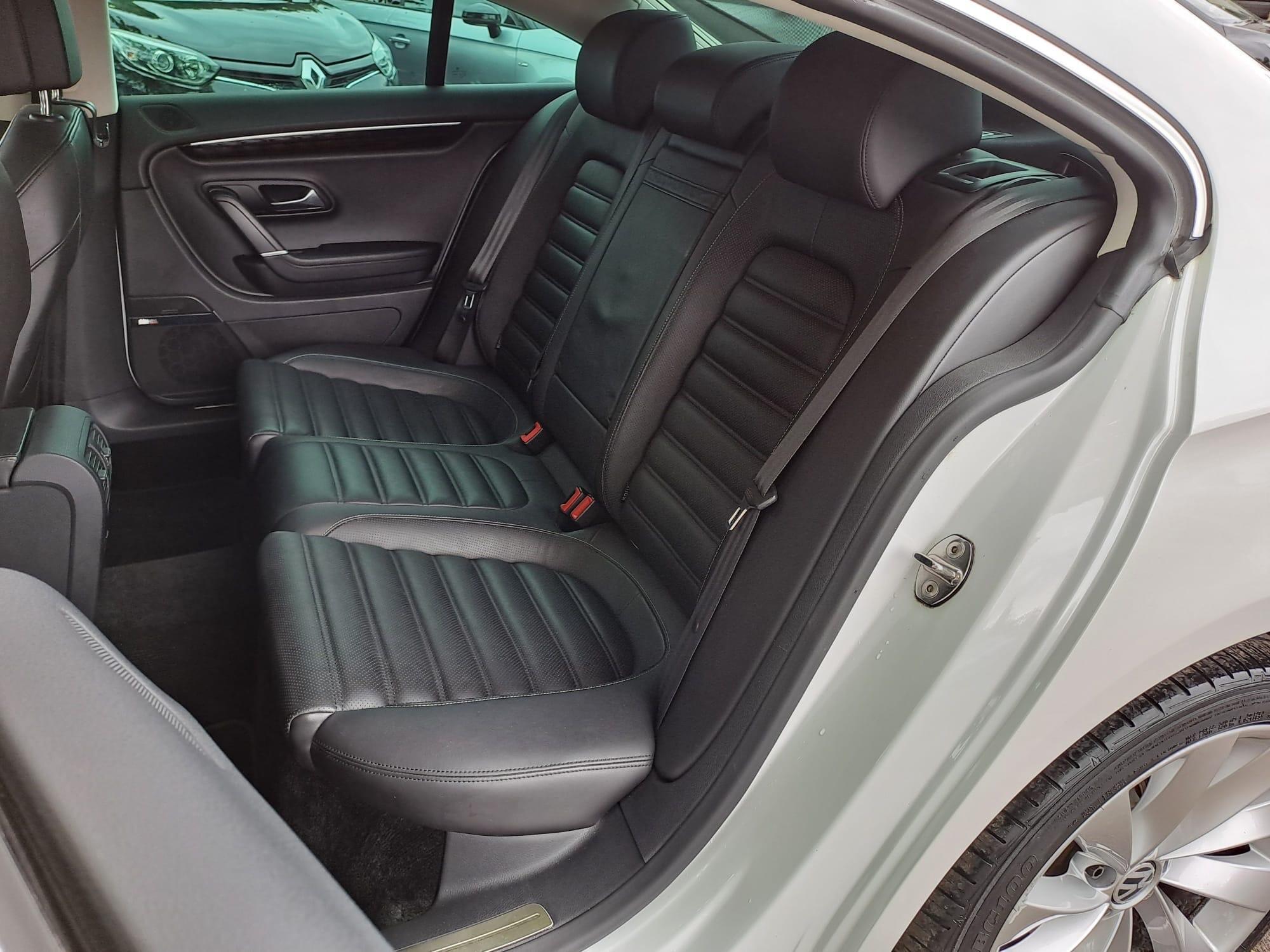 Volkswagen CC - Image 16