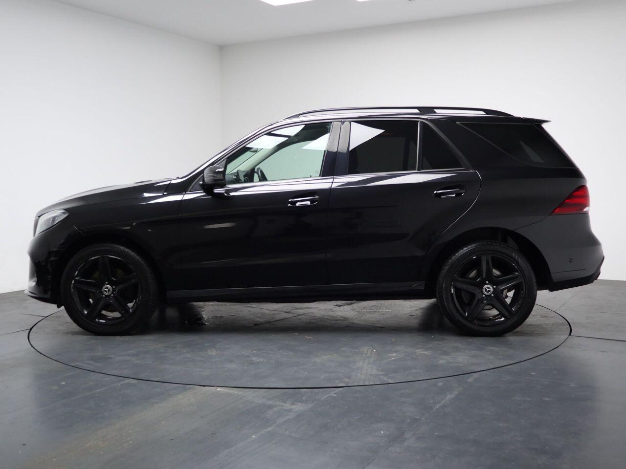 Mercedes-benz GLE - Image 8