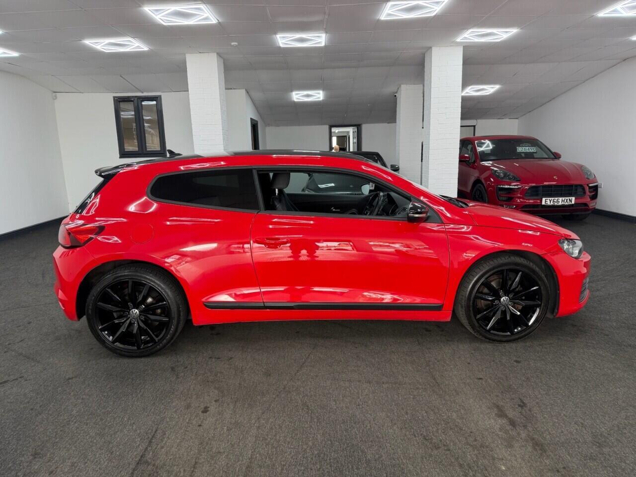 Volkswagen Scirocco - Image 3