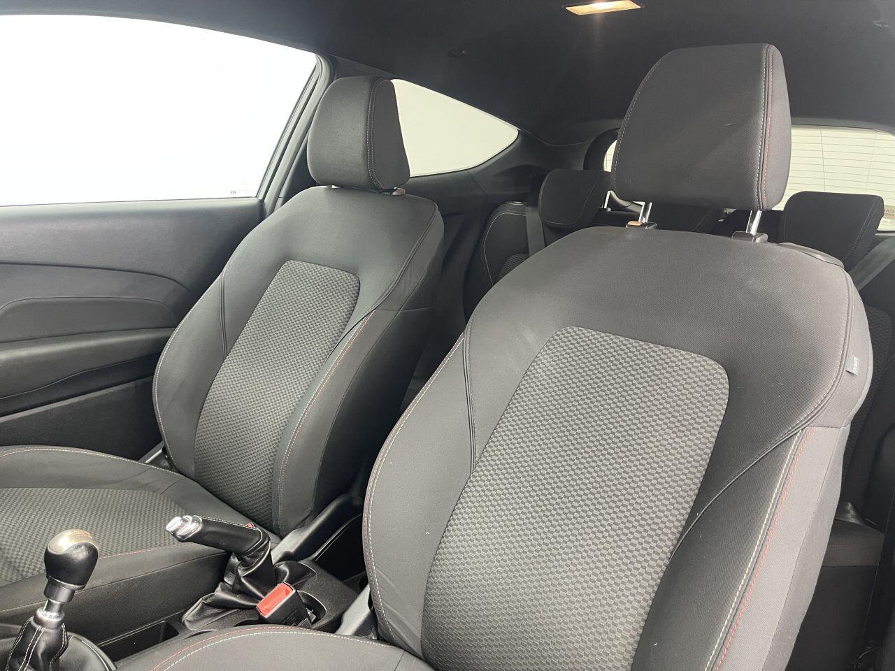 Ford Fiesta - Image 14