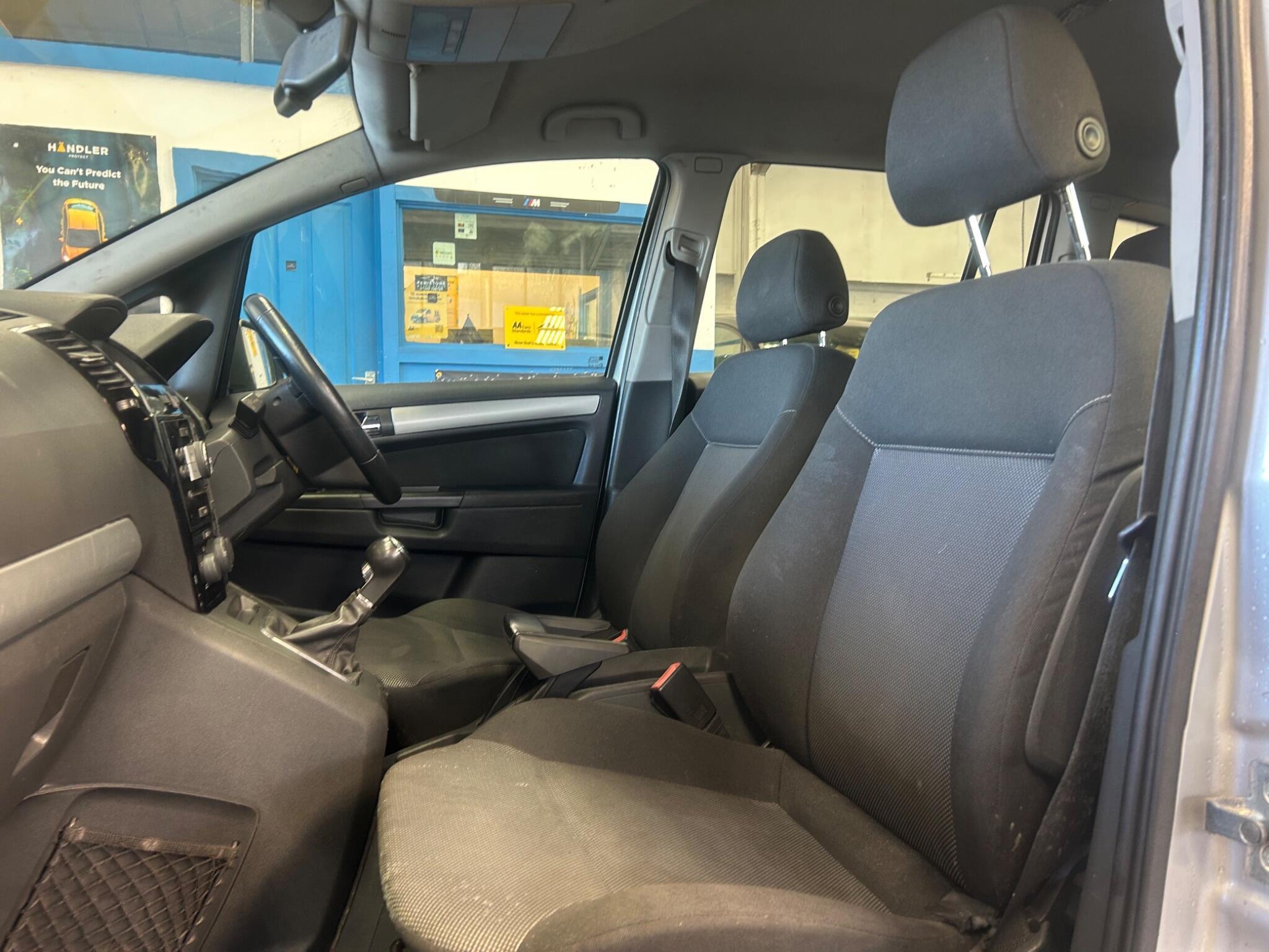 Vauxhall Zafira - Image 18