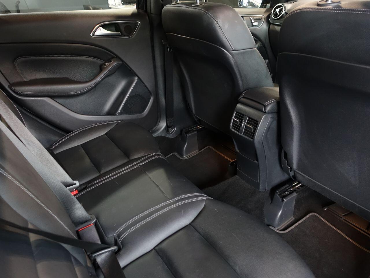 Mercedes-benz B-CLASS - Image 12