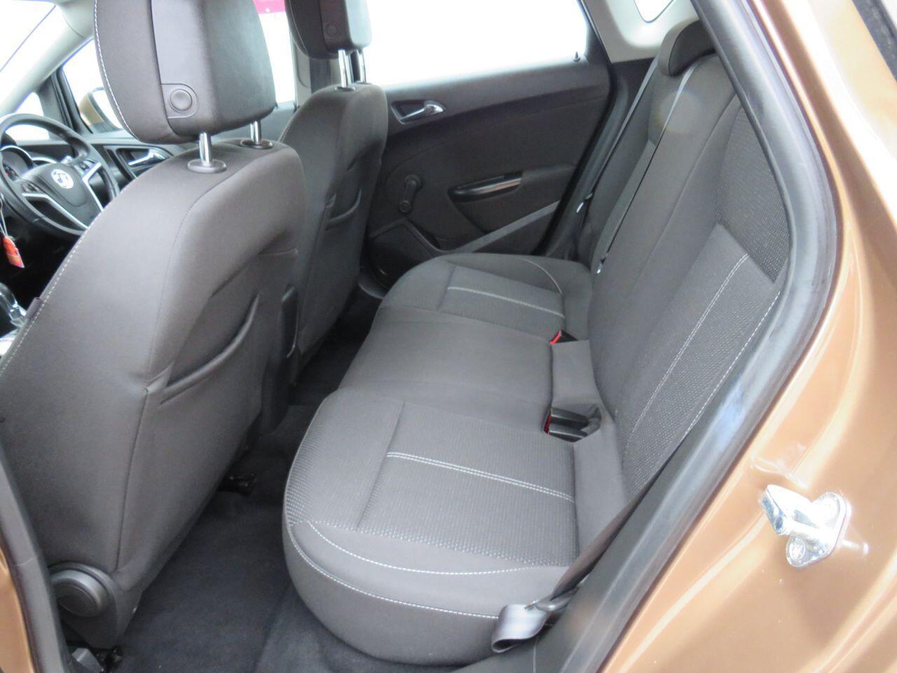 Vauxhall Astra - Image 10