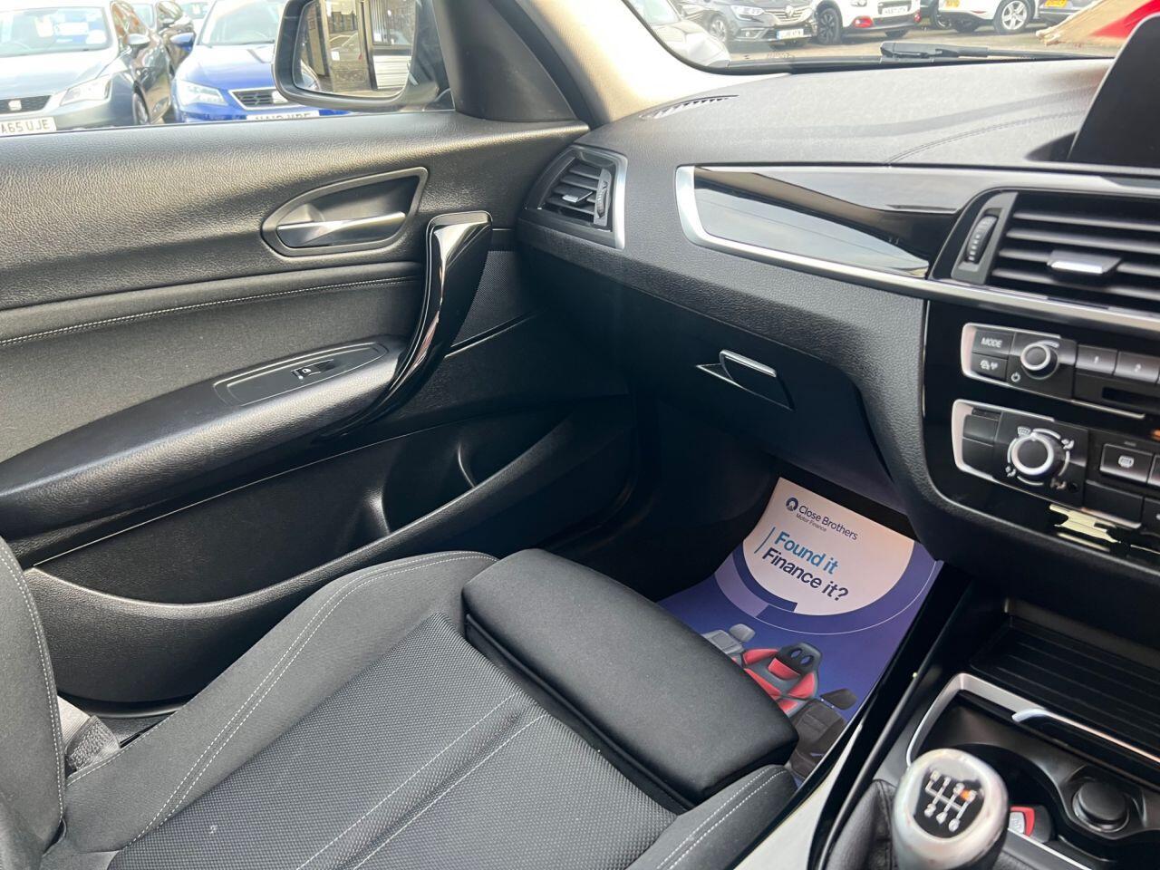 BMW 1 Series - Image 29