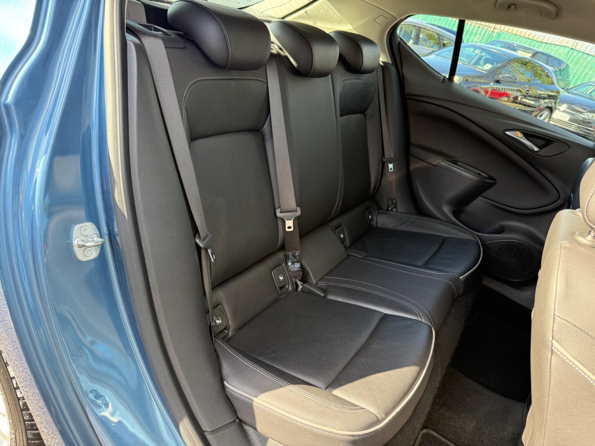 Vauxhall Astra - Image 25