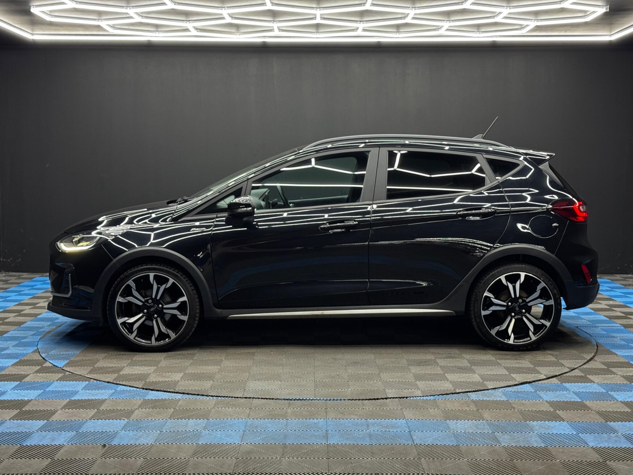 Ford Fiesta - Image 8