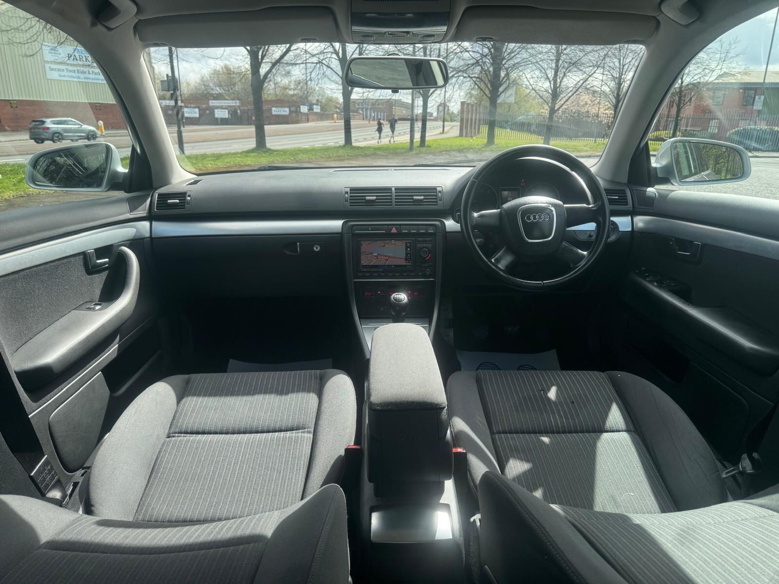 Audi A4 Avant - Image 17