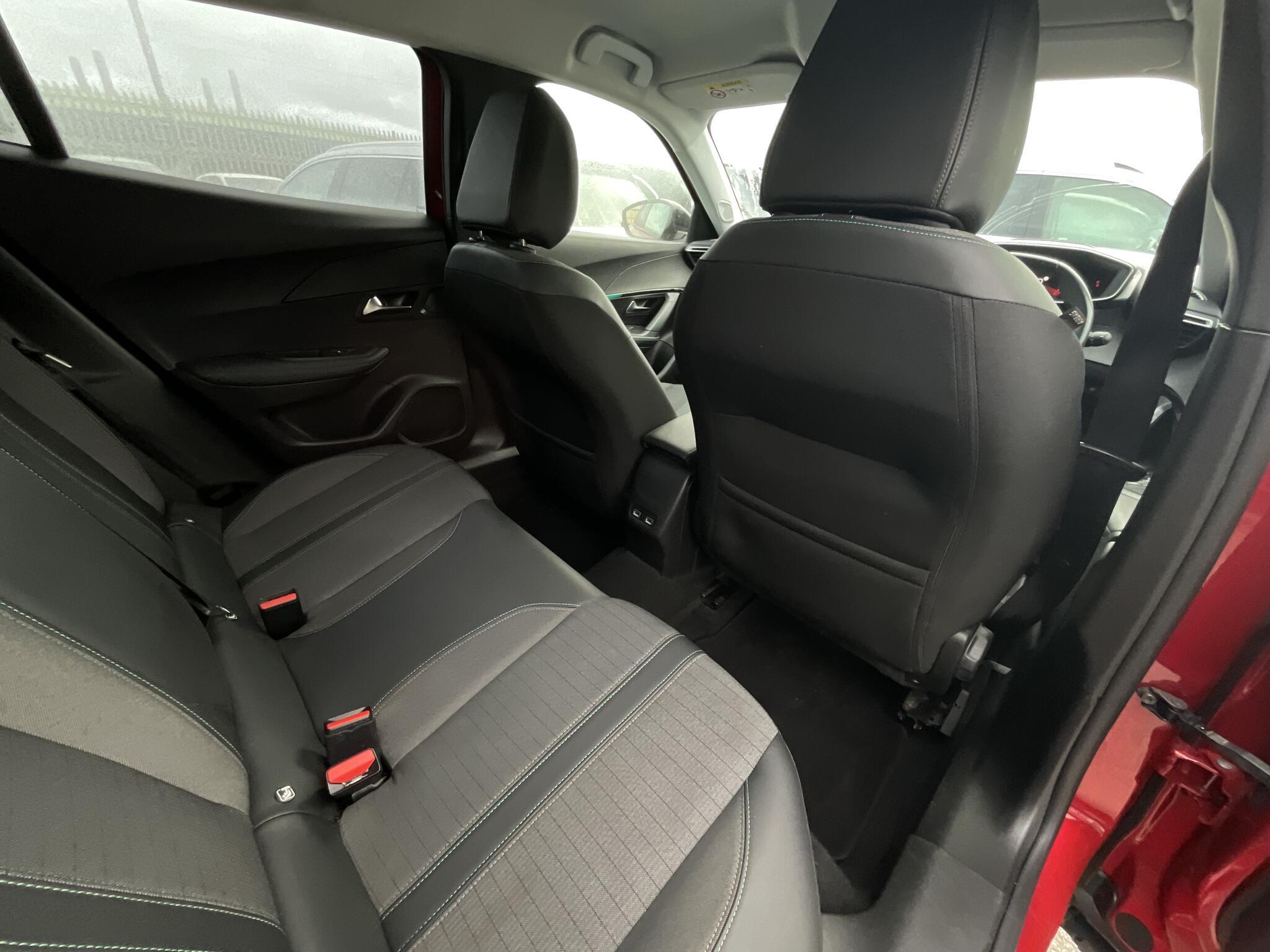 Peugeot 2008 - Image 7