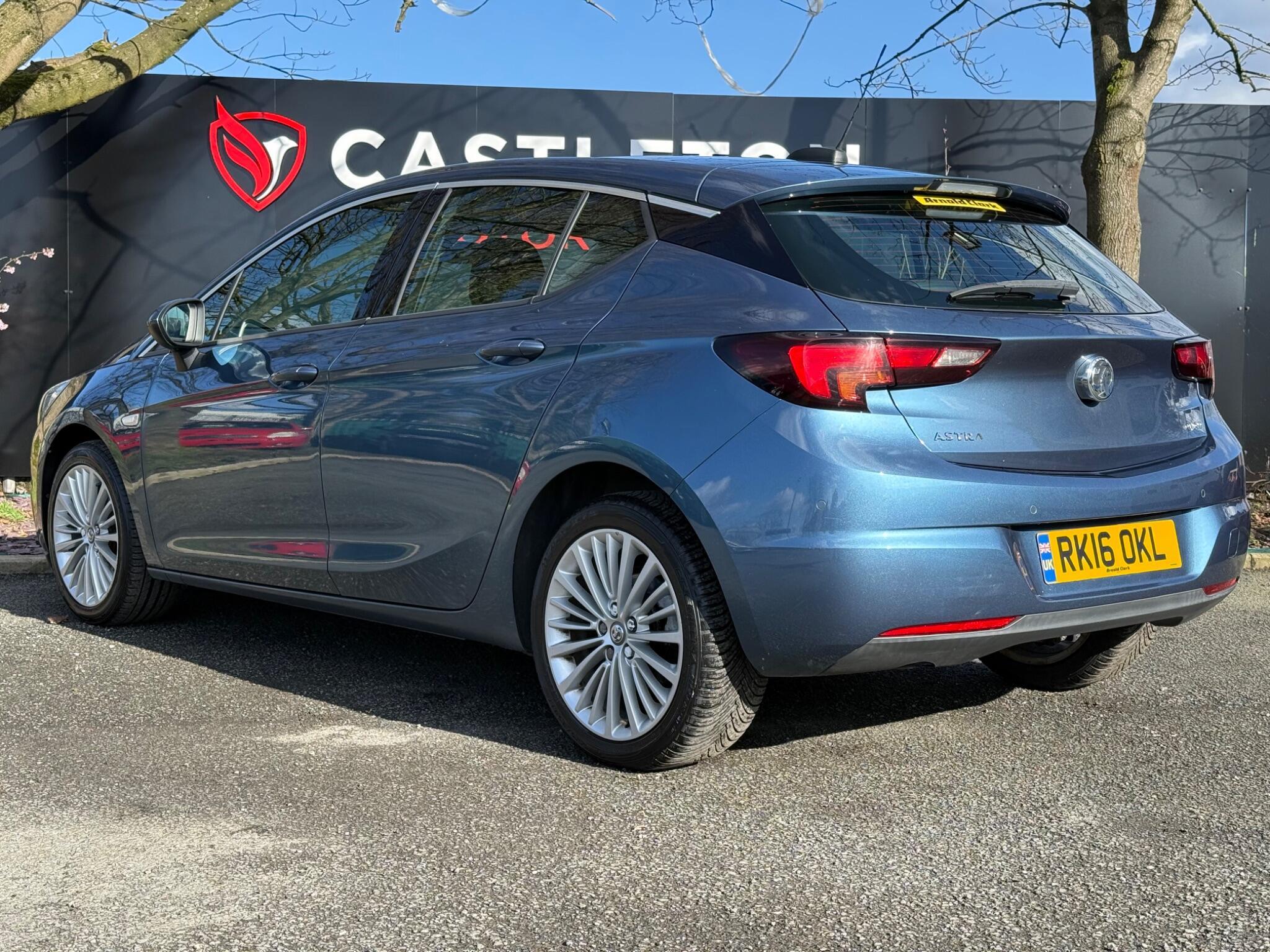 Vauxhall Astra - Image 4