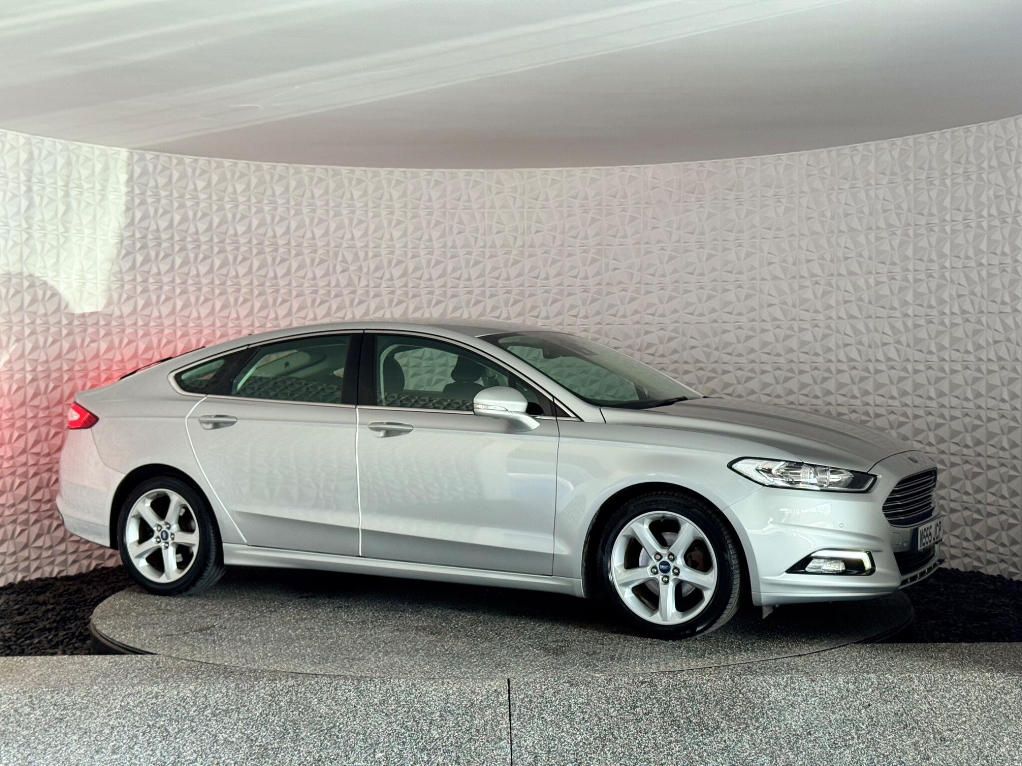 Ford Mondeo - Image 8