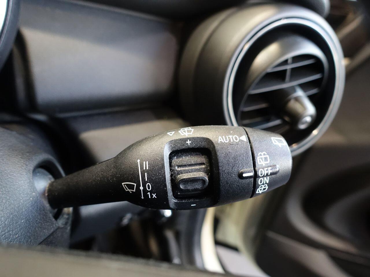 MINI Hatch - Image 20