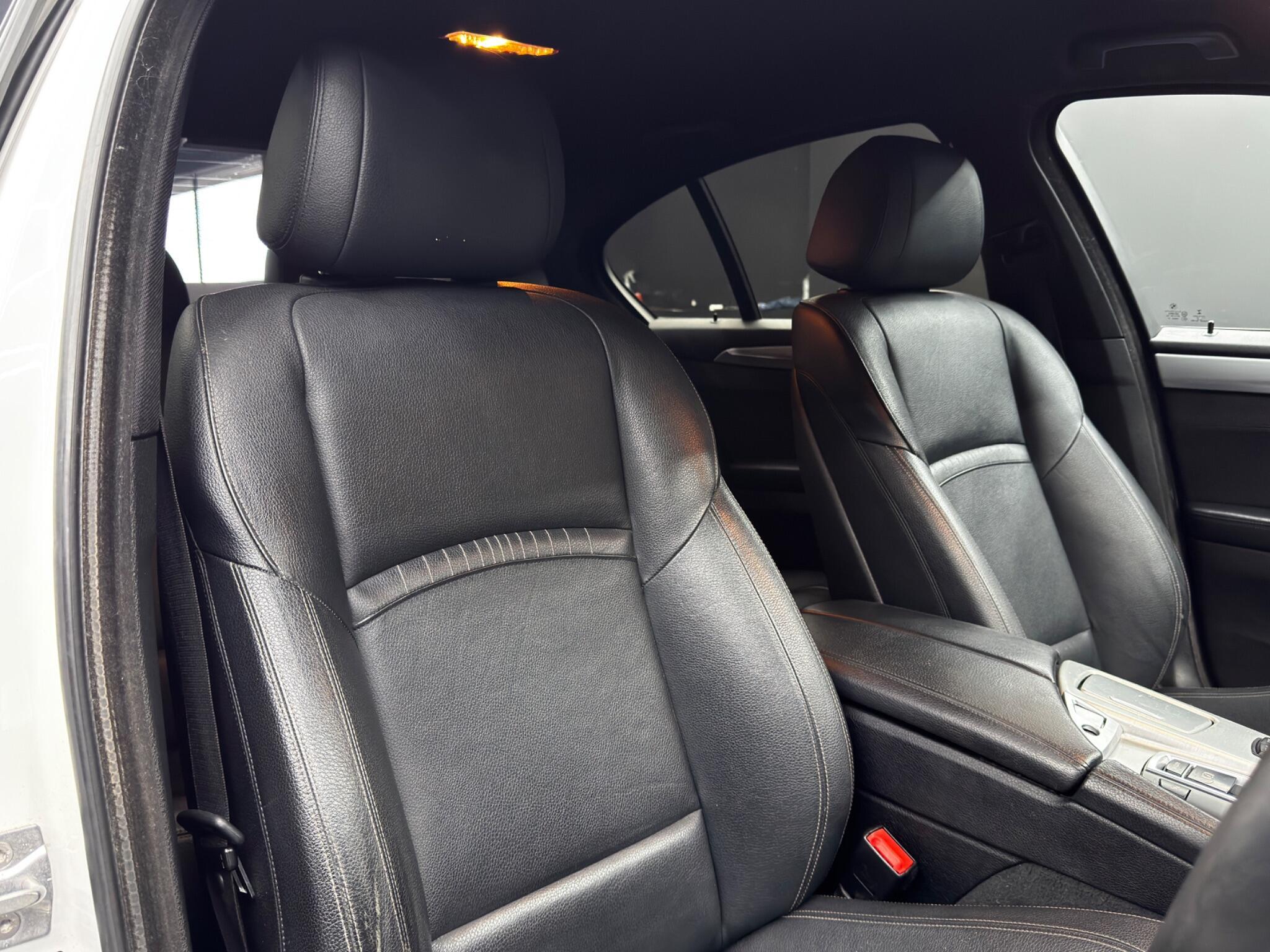 BMW 5 Series - Image 12