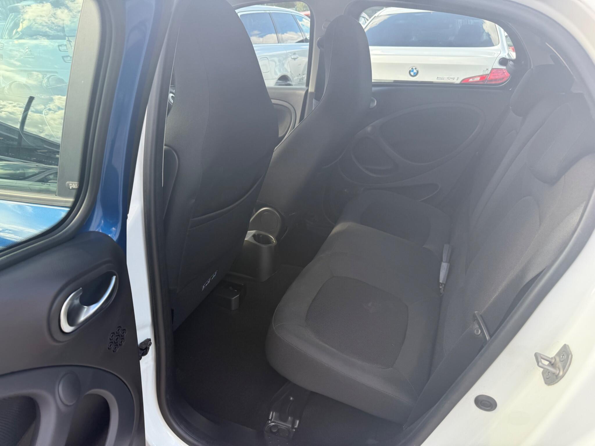 Smart Forfour - Image 18