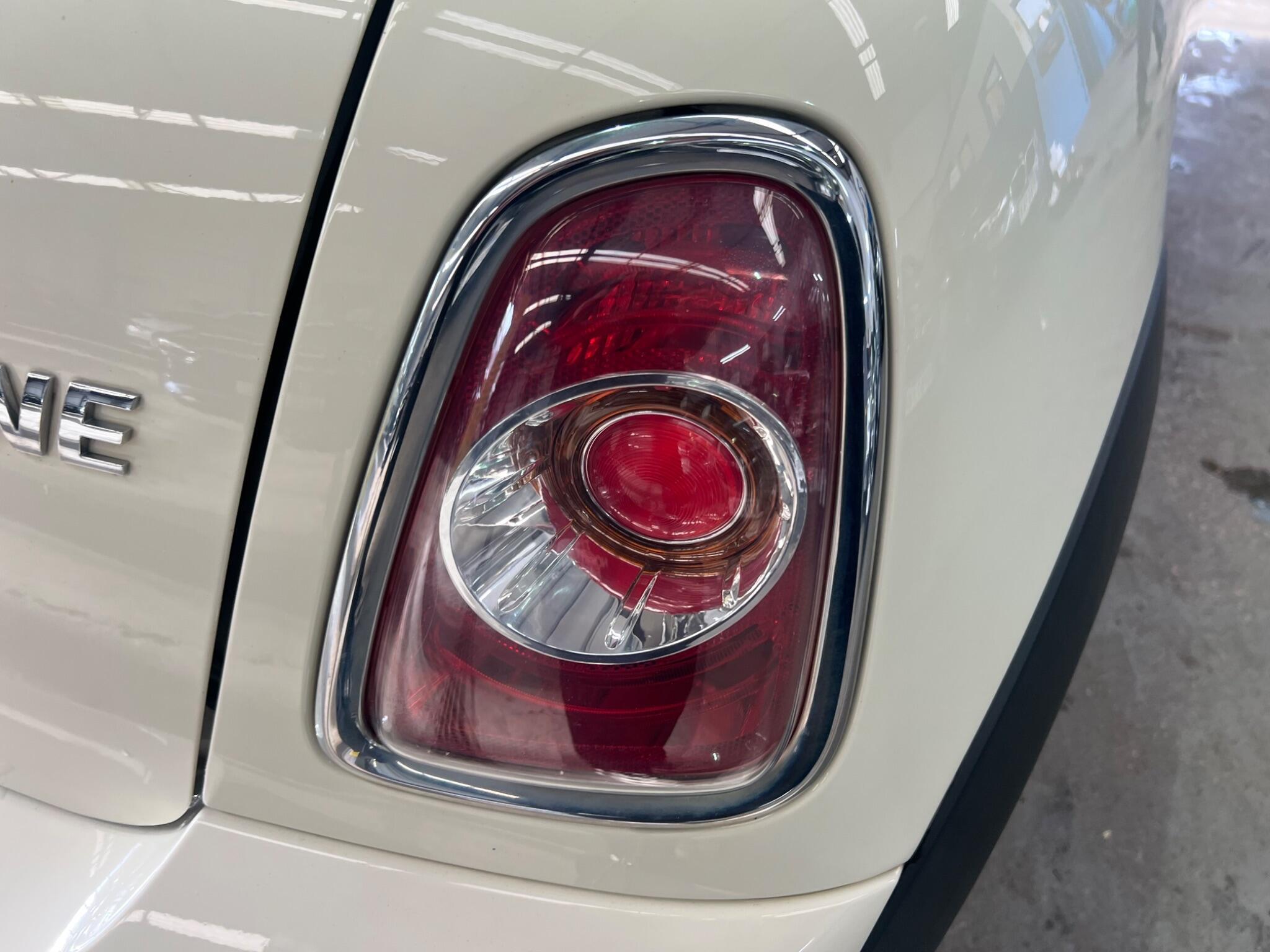 MINI Hatch - Image 13