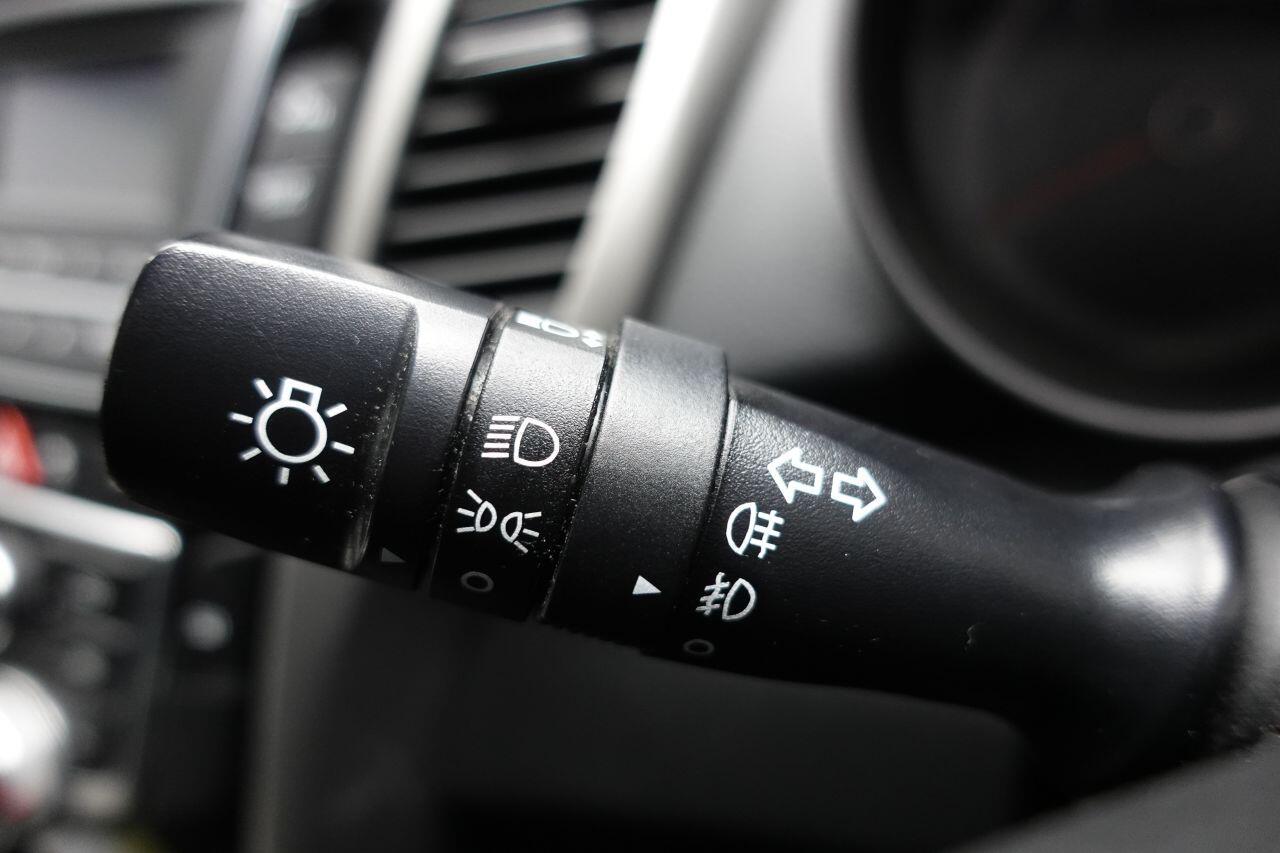 Hyundai i30 - Image 30