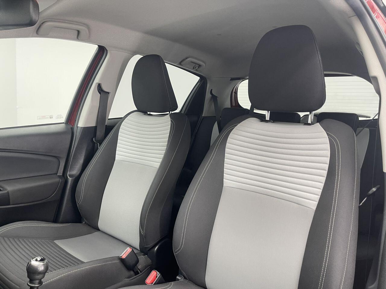 Toyota Yaris - Image 22