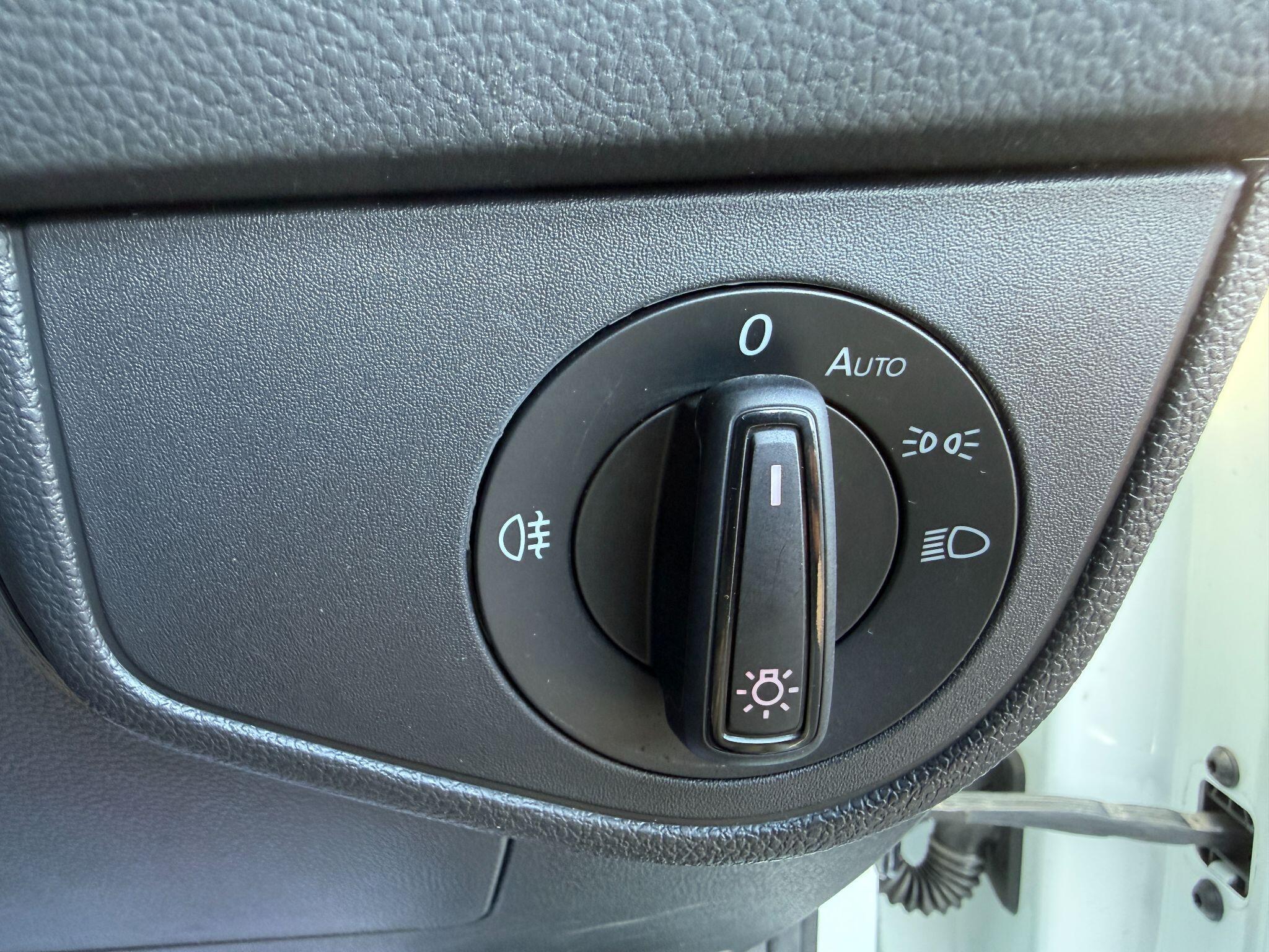 Volkswagen Polo - Image 60