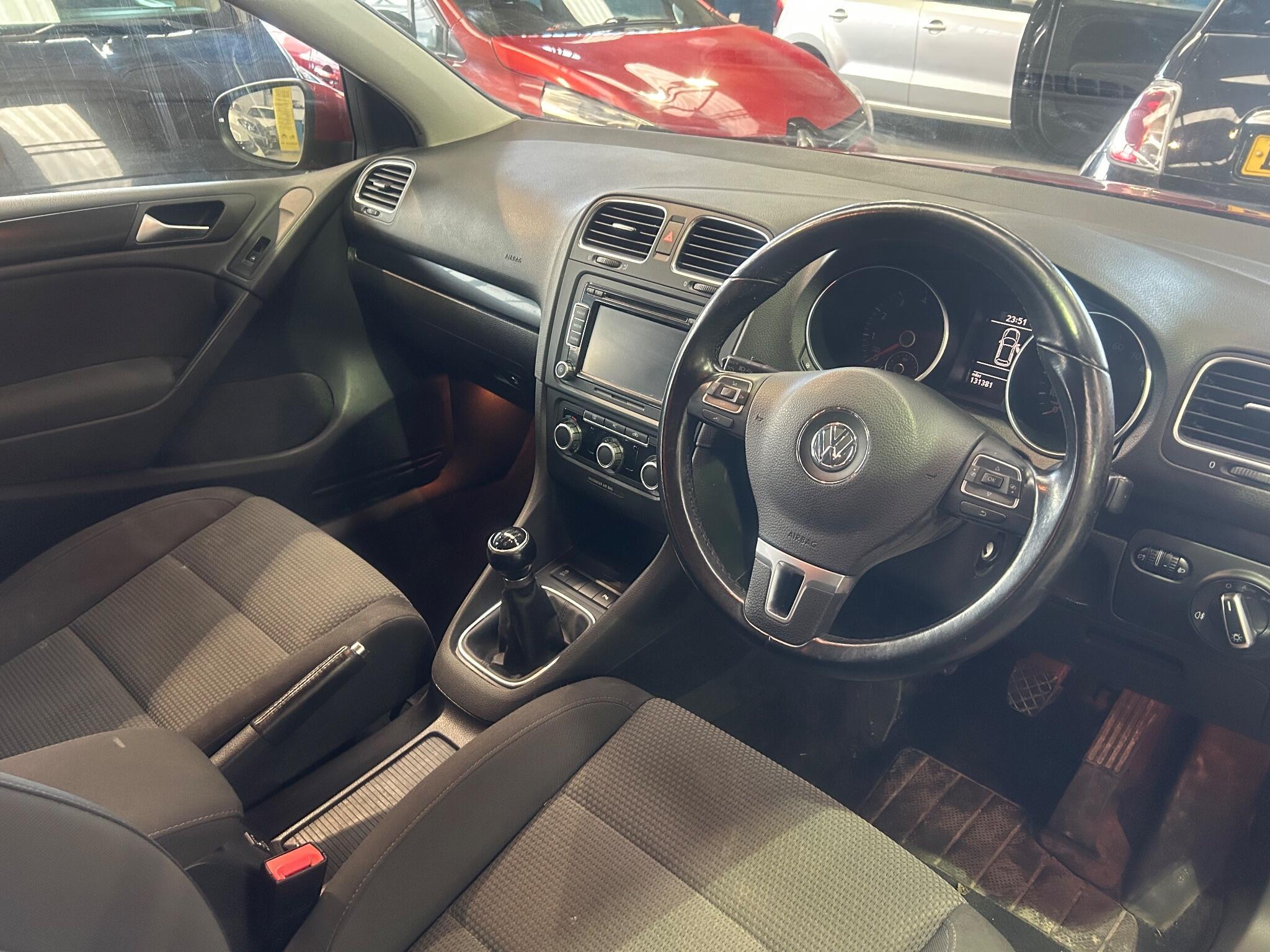 Volkswagen Golf - Image 15