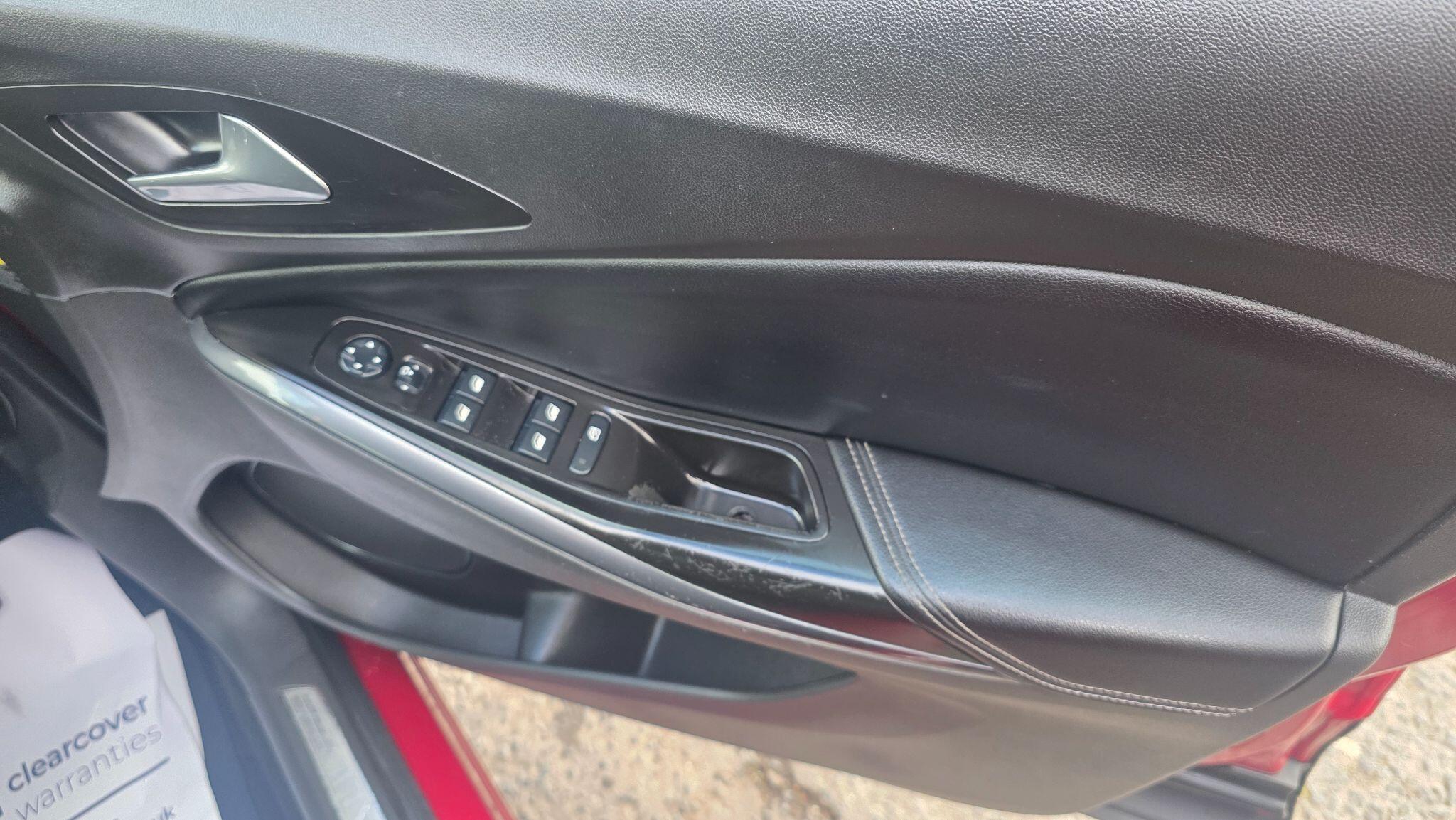 Vauxhall Grandland X - Image 23