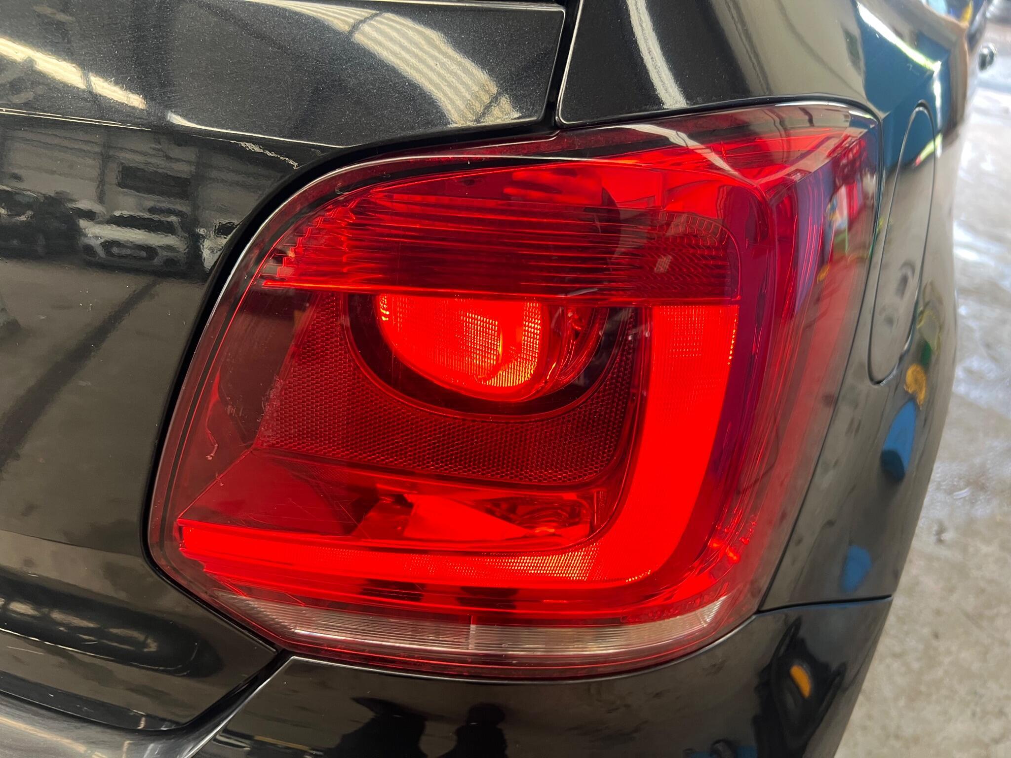 Volkswagen Polo - Image 12