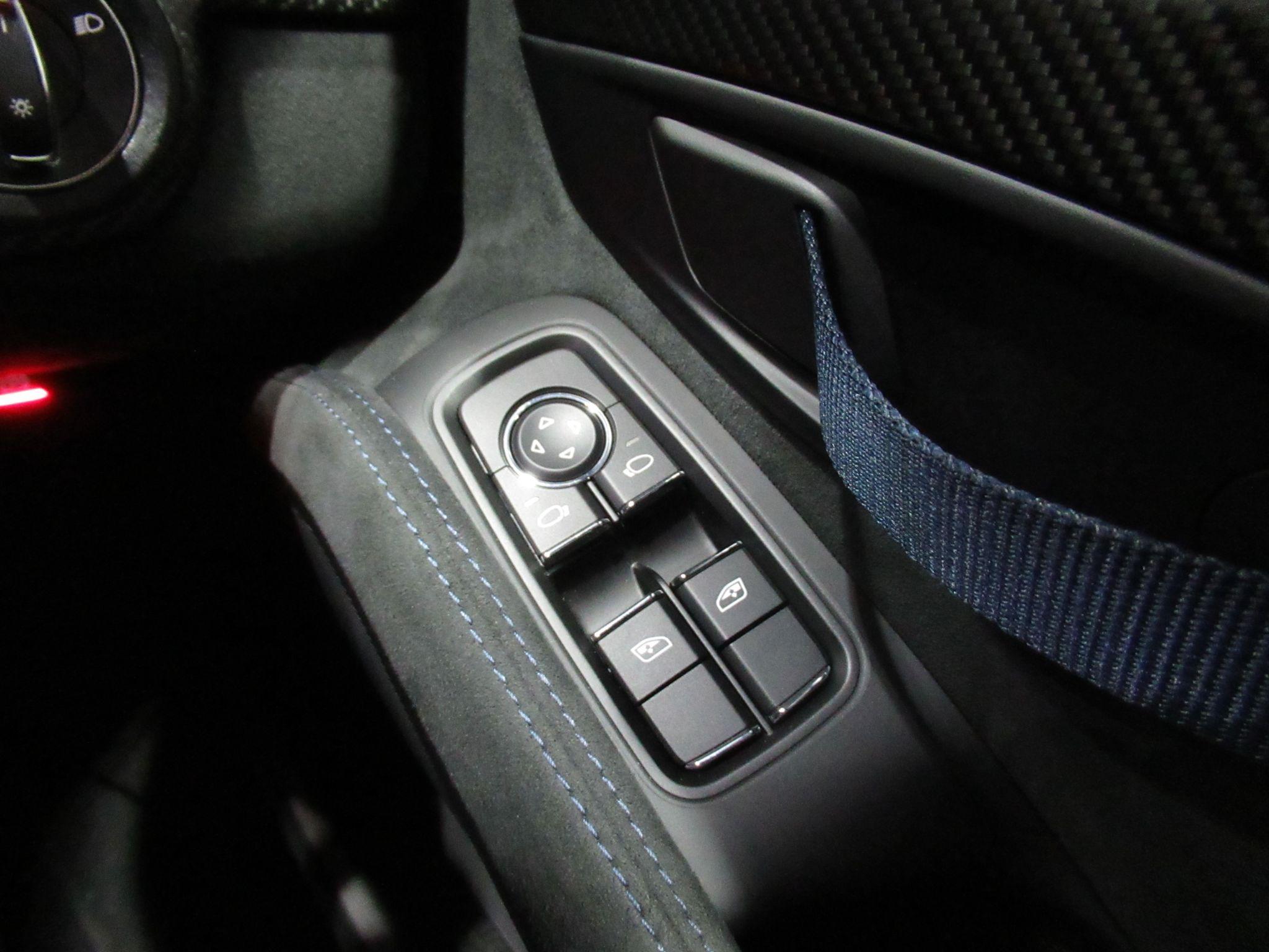 Porsche 718 Cayman - Image 54