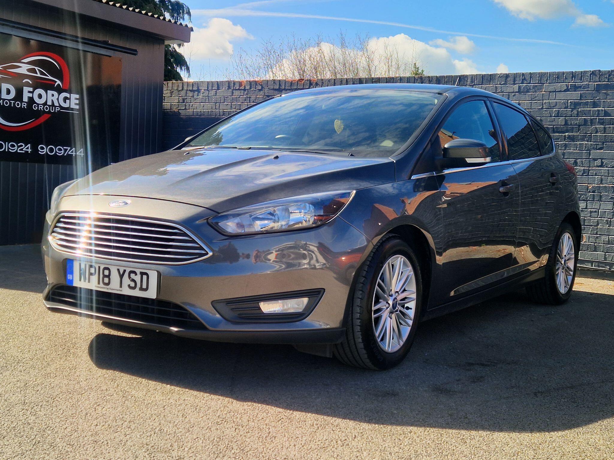 Ford Focus - Image 19