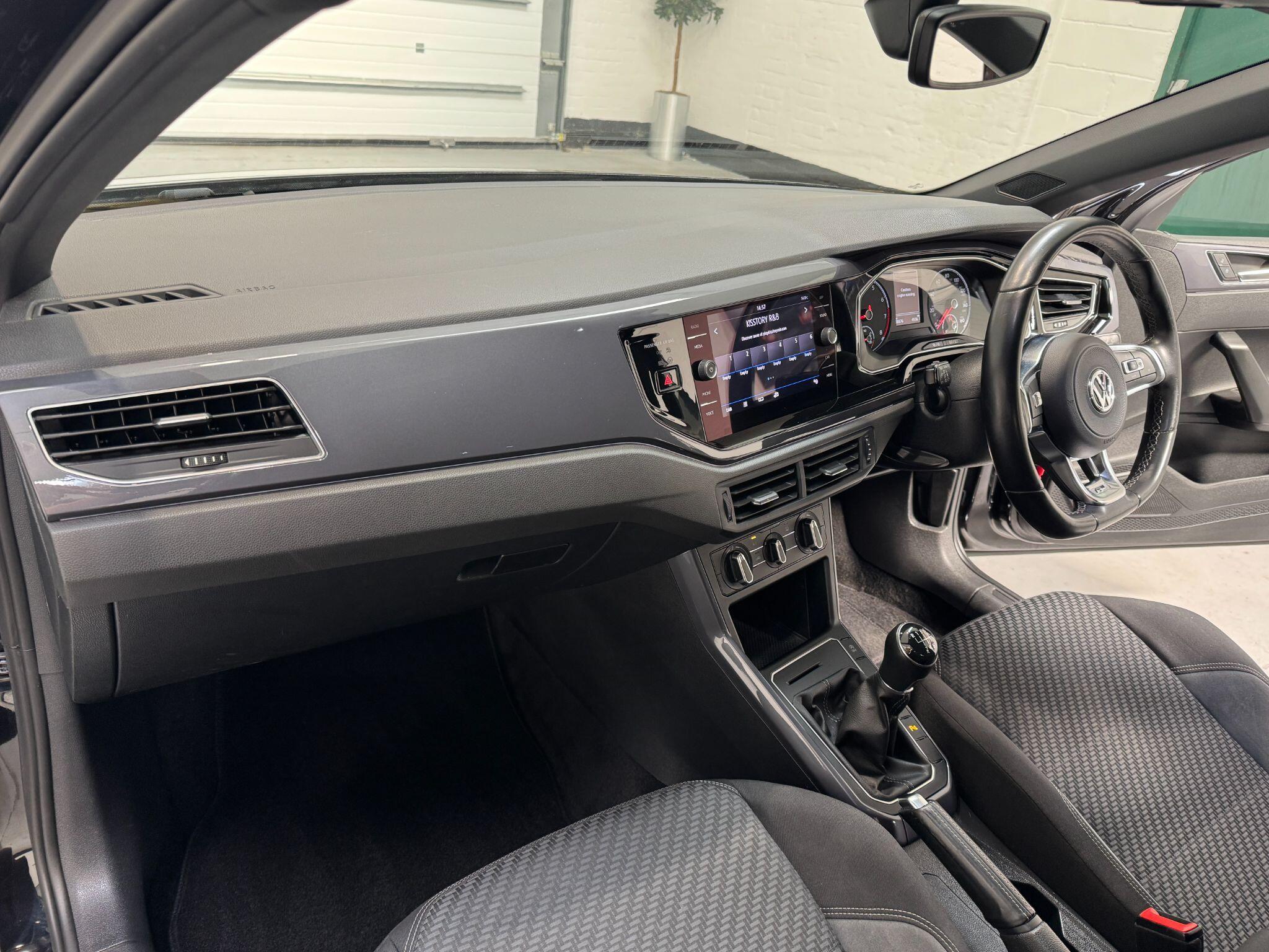 Volkswagen Polo - Image 20