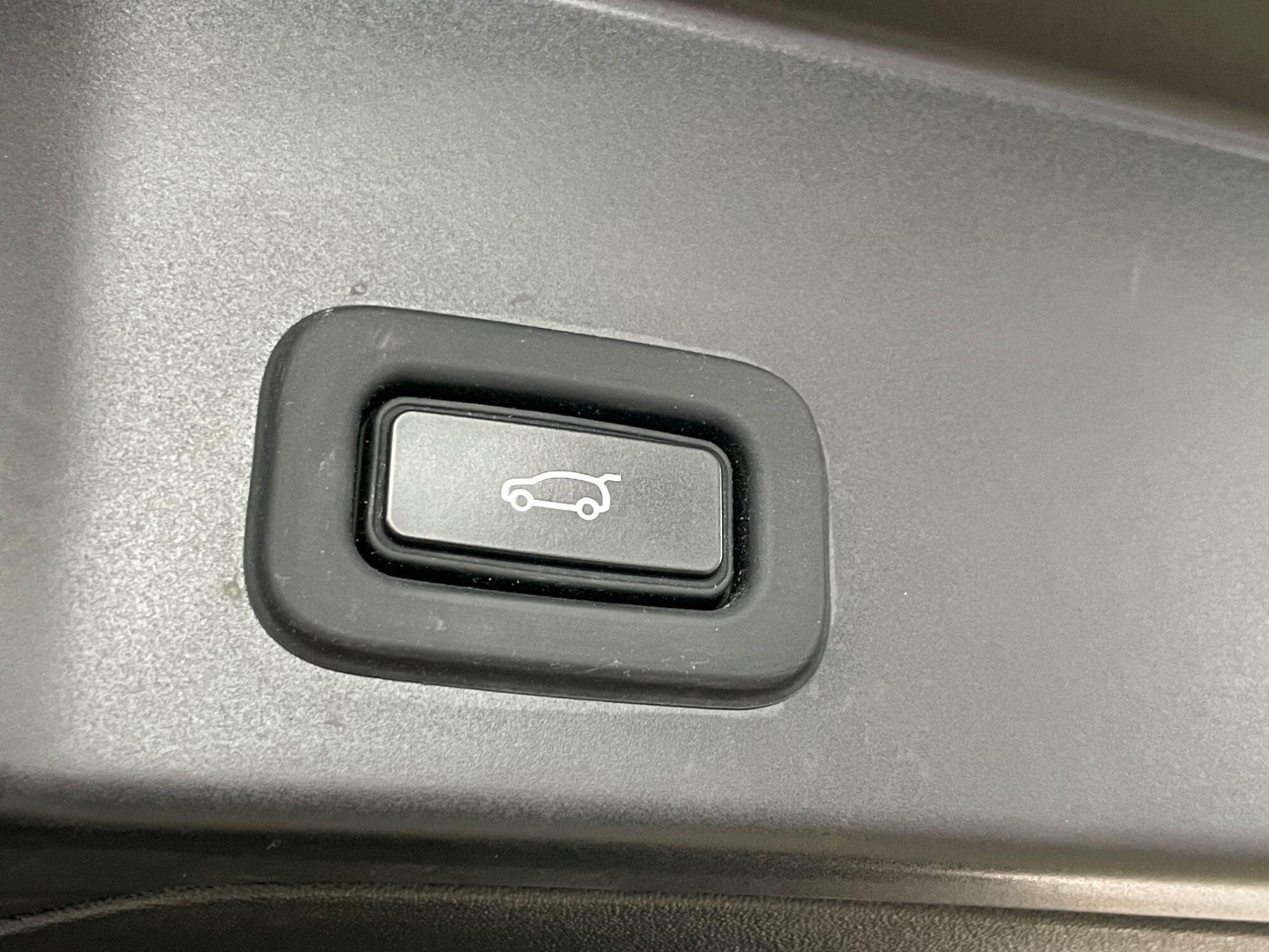 Land Rover Range Rover Evoque - Image 19