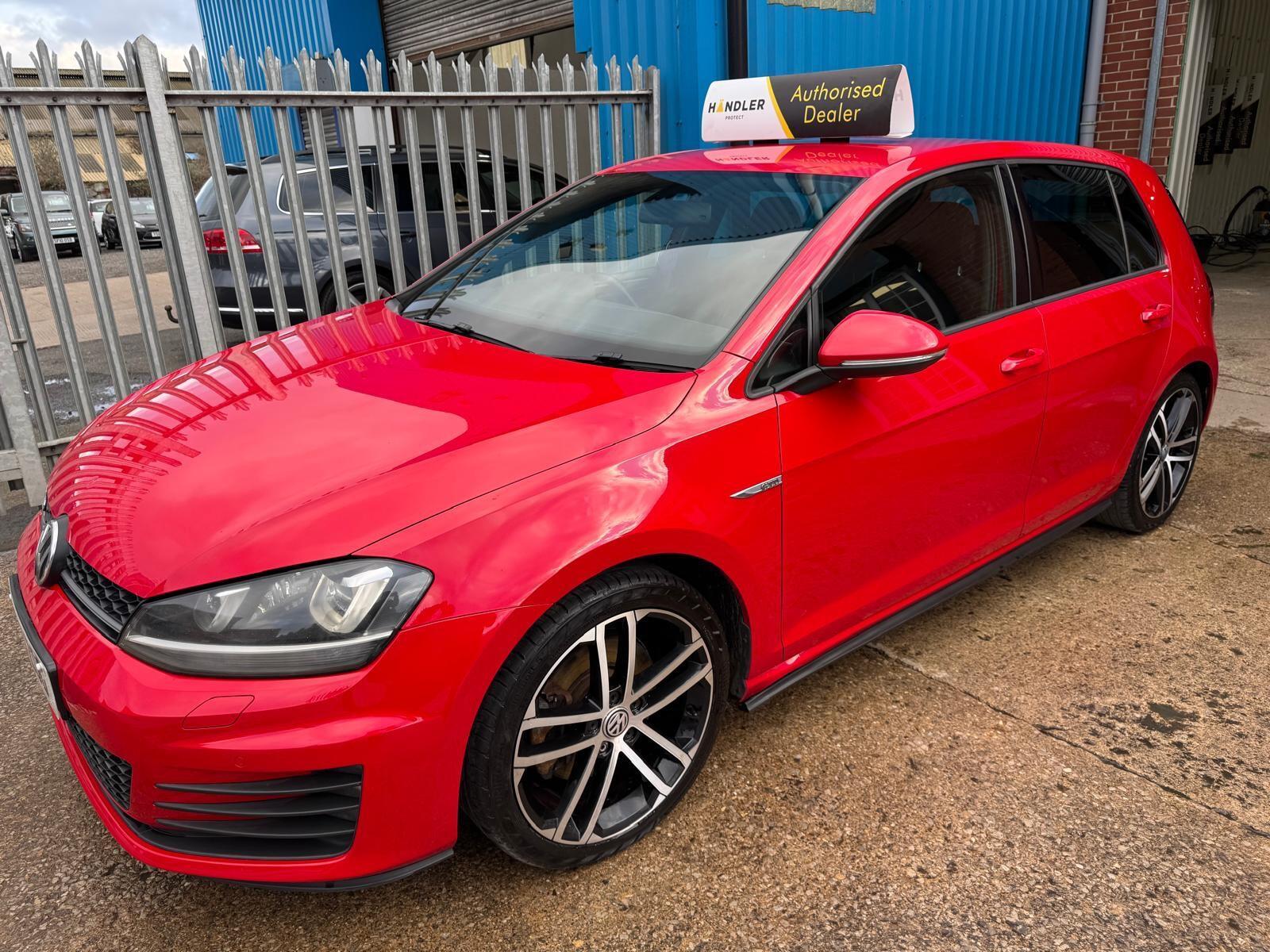 Volkswagen Golf - Image 12