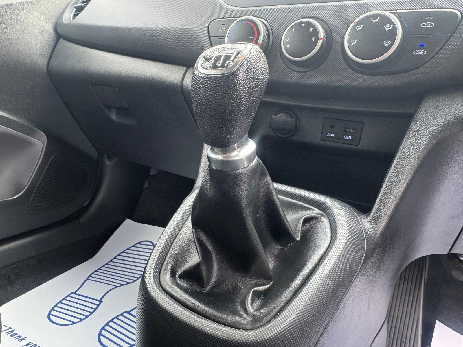 Hyundai i10 - Image 20