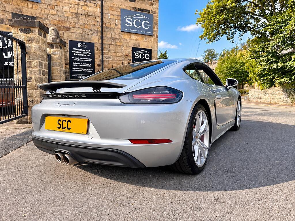 Porsche 718 Cayman - Image 12