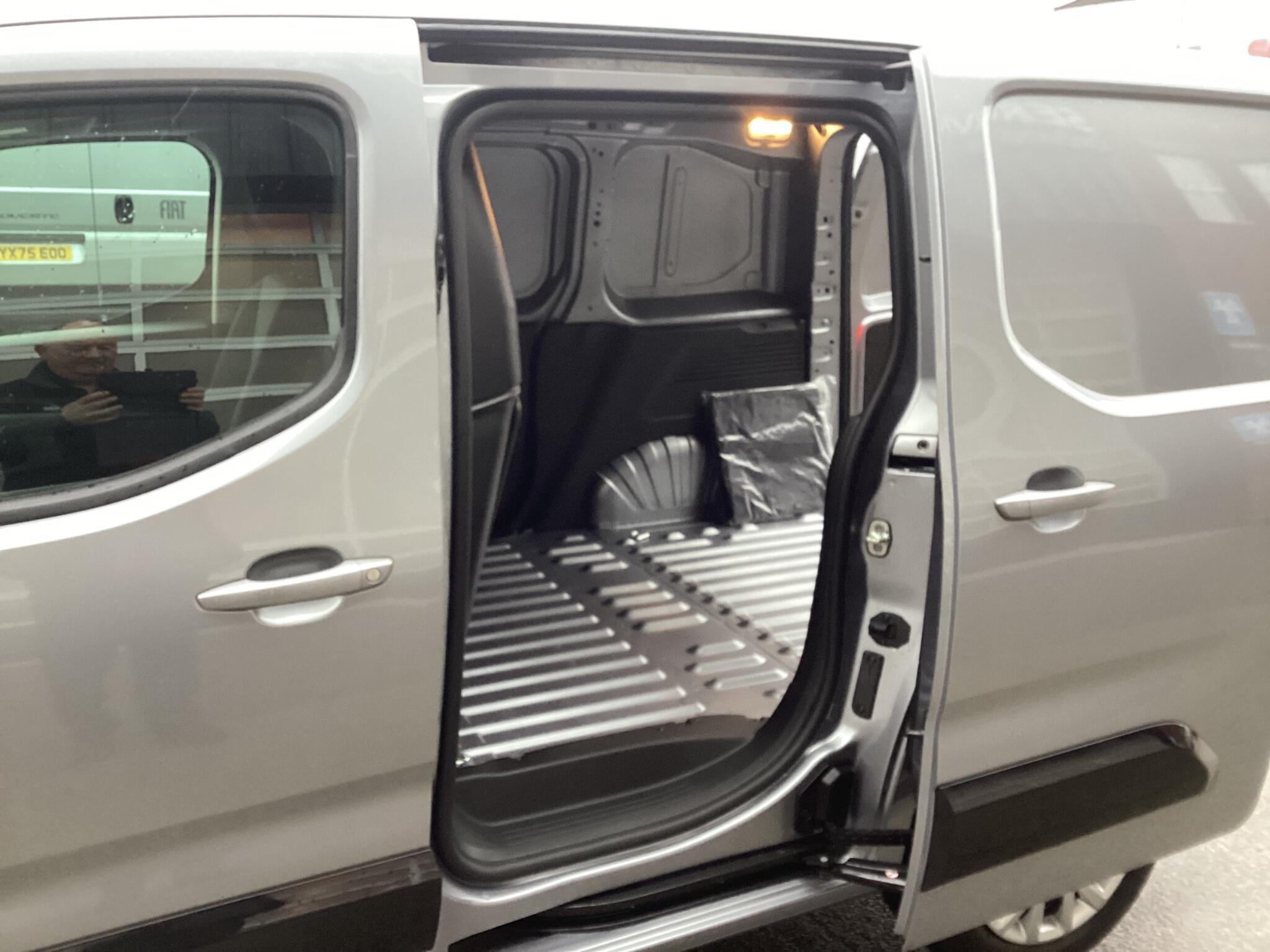 Fiat Doblo - Image 8