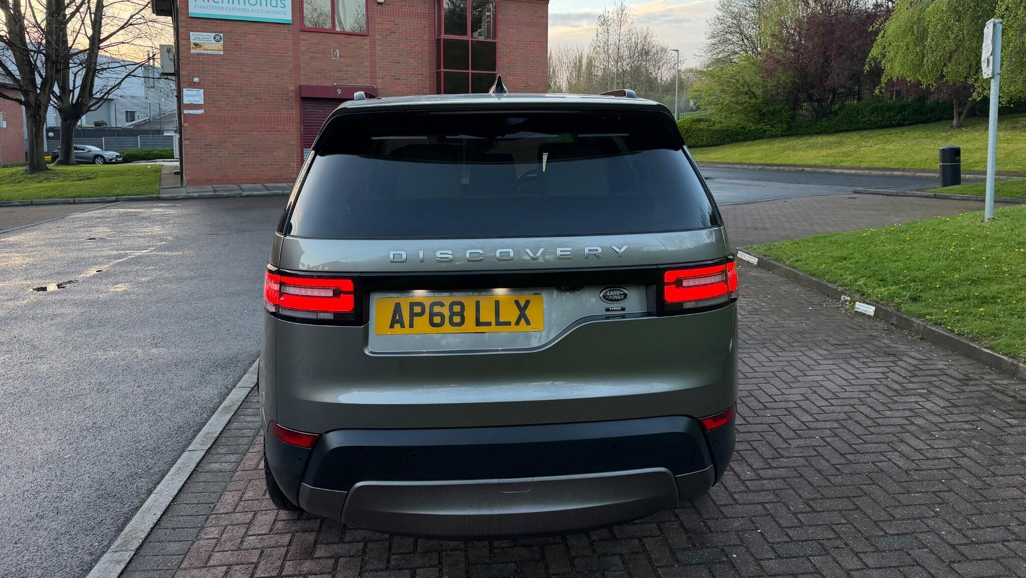 Land Rover Discovery - Image 15