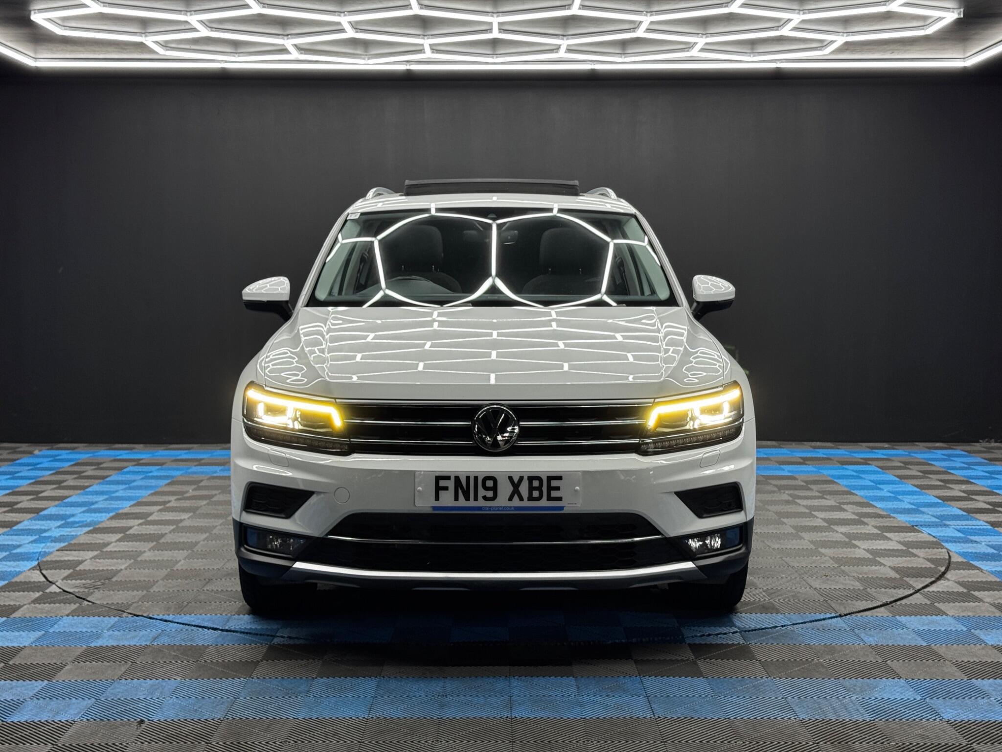 Volkswagen Tiguan Allspace - Image 2