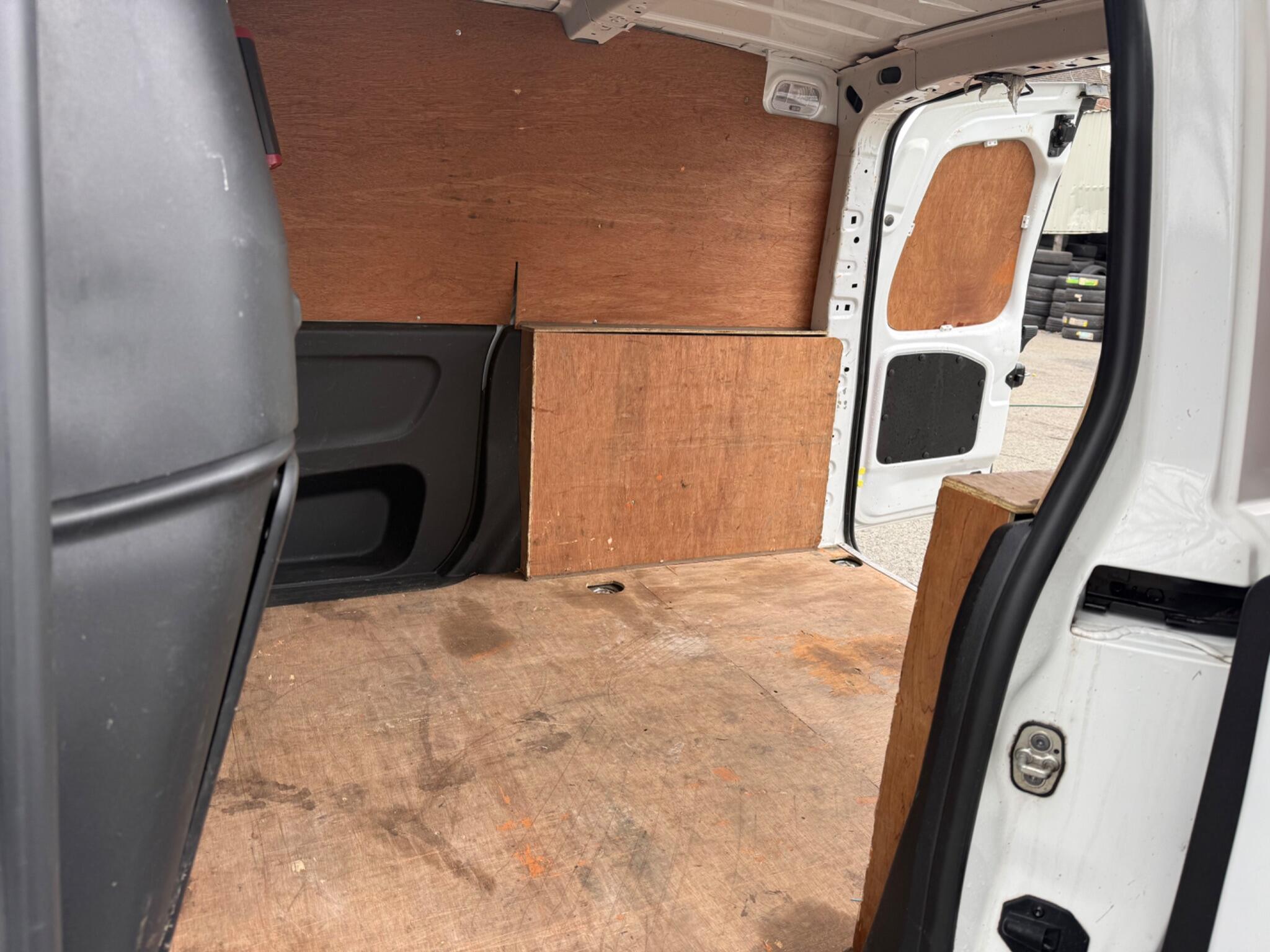 Citroen Berlingo - Image 22