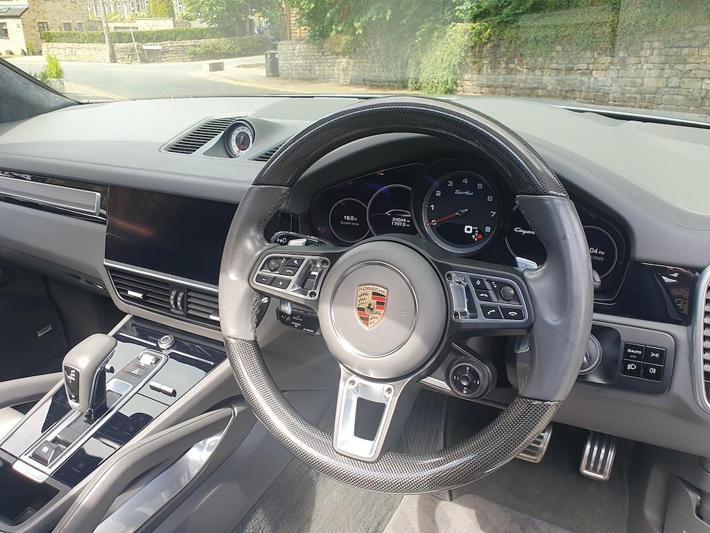 Porsche Cayenne - Image 50