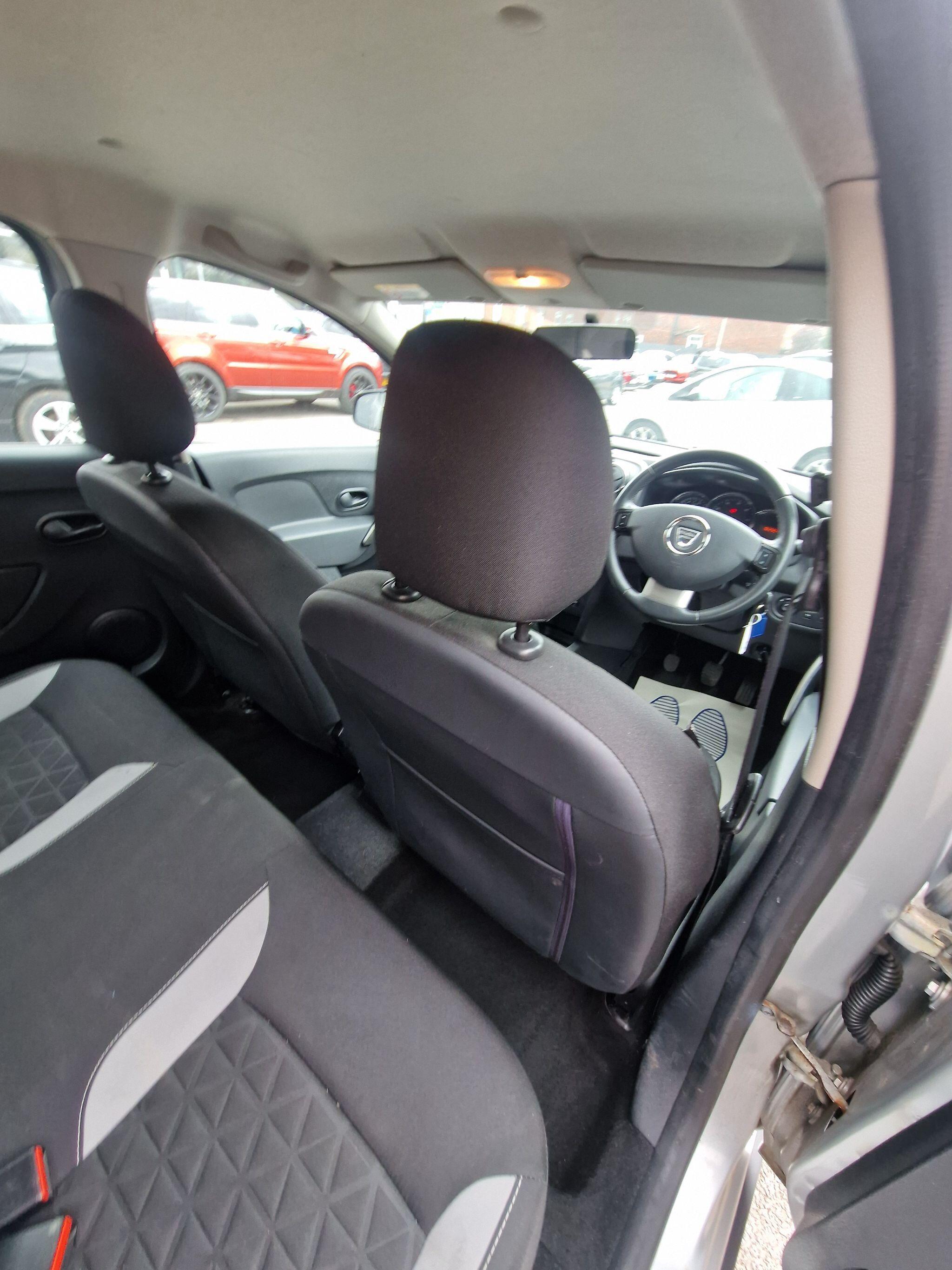 Dacia Sandero Stepway - Image 32