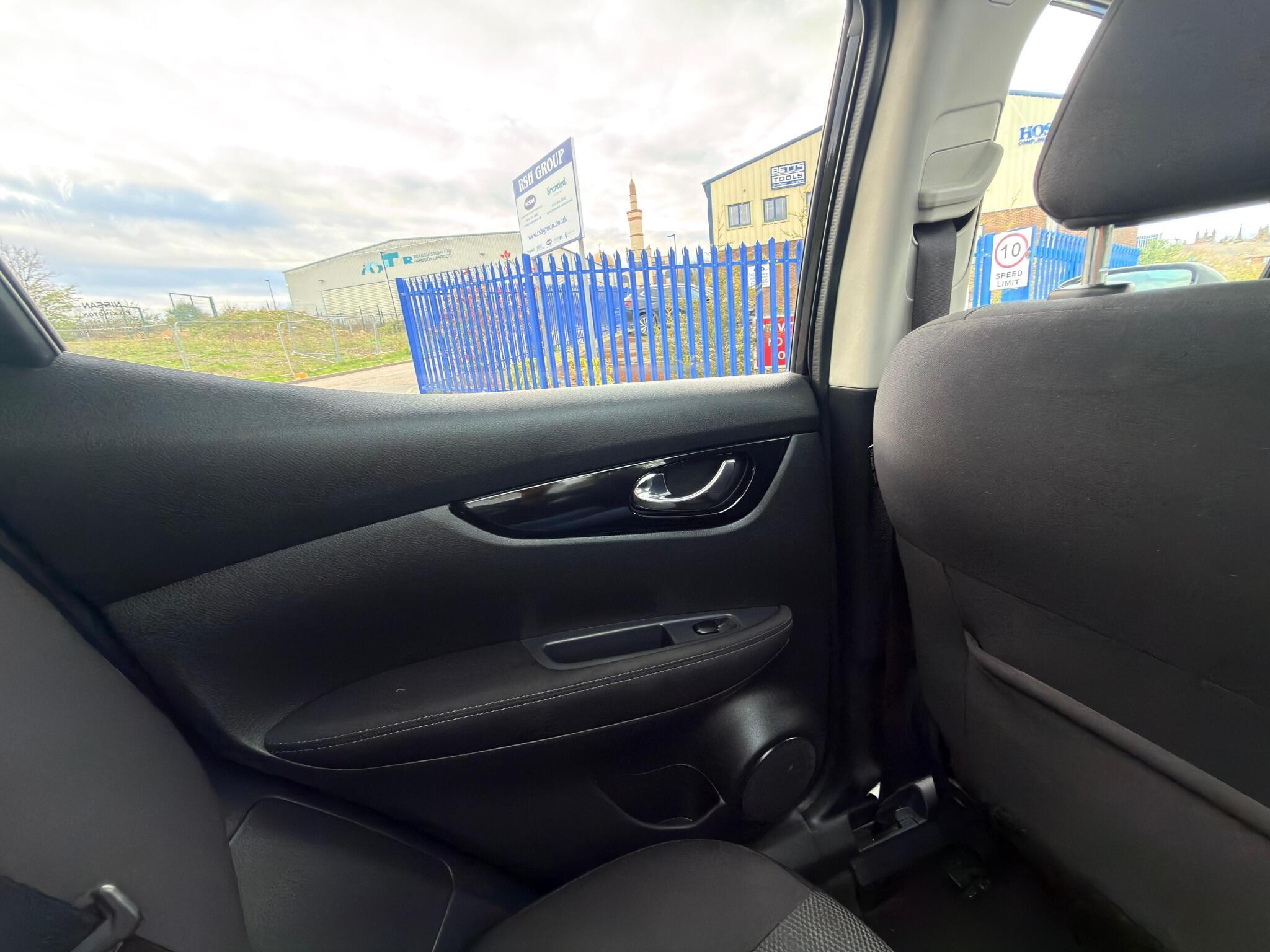 Nissan Qashqai - Image 30