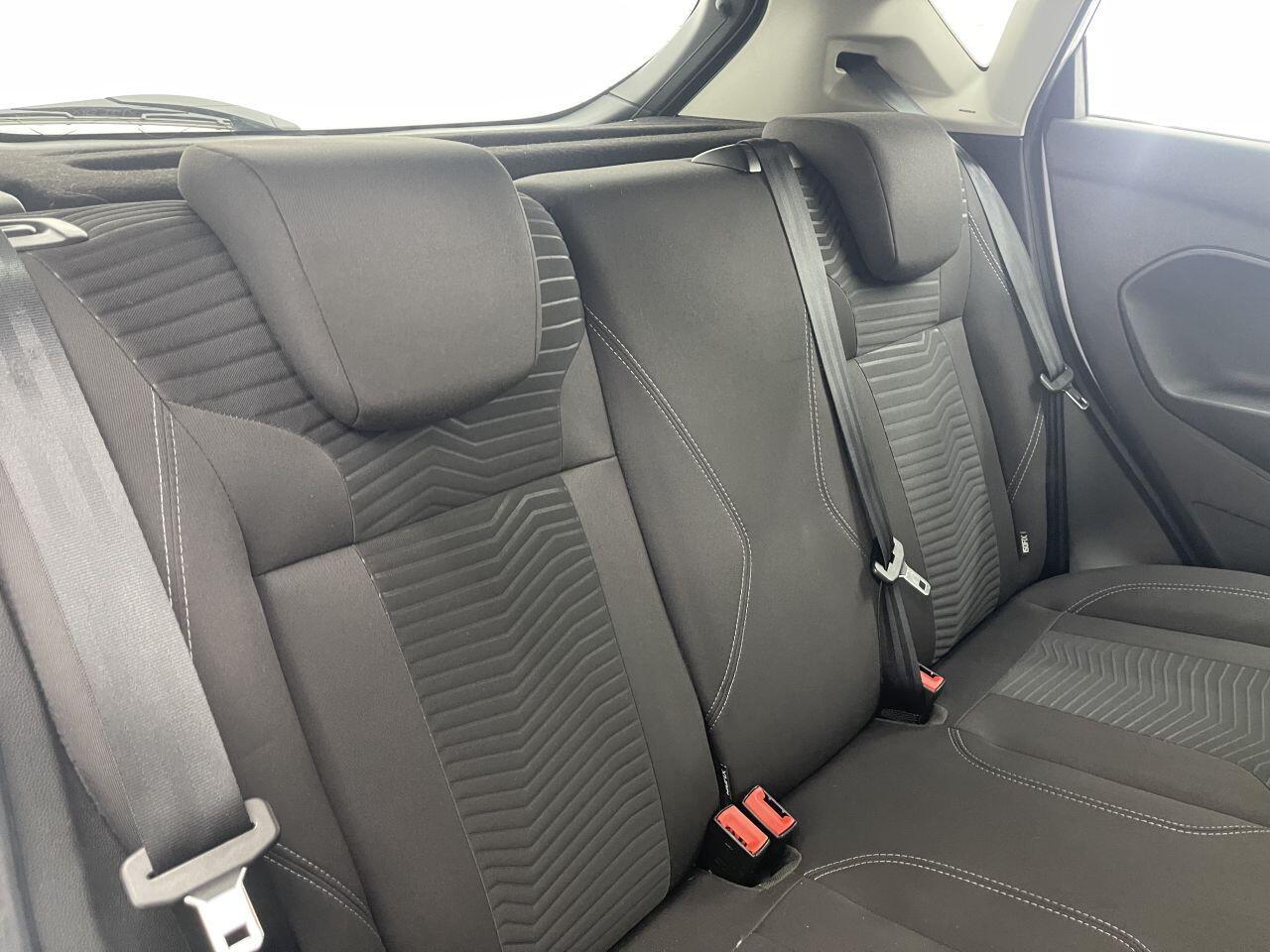 Ford Fiesta - Image 17