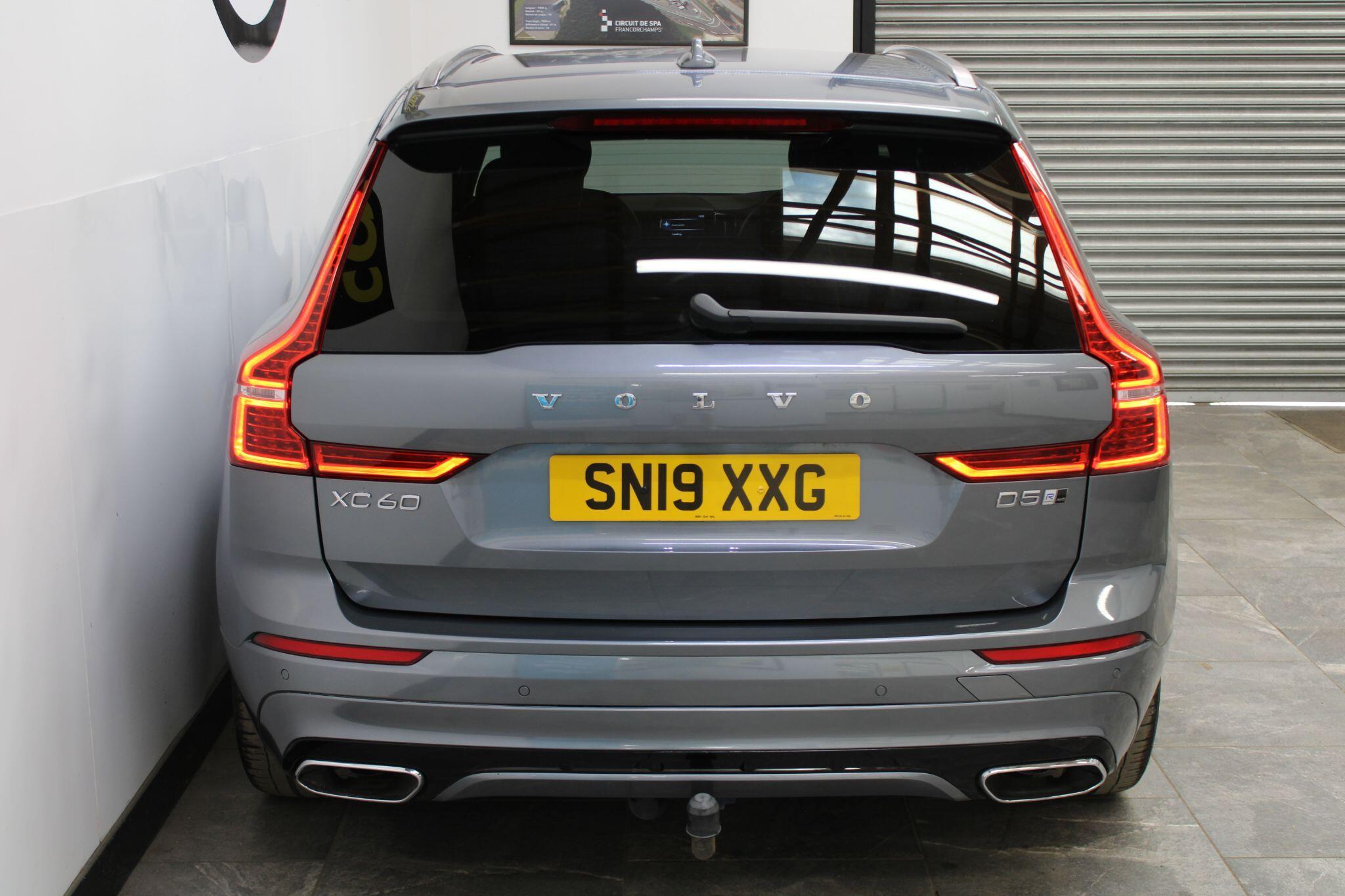 Volvo XC60 - Image 14