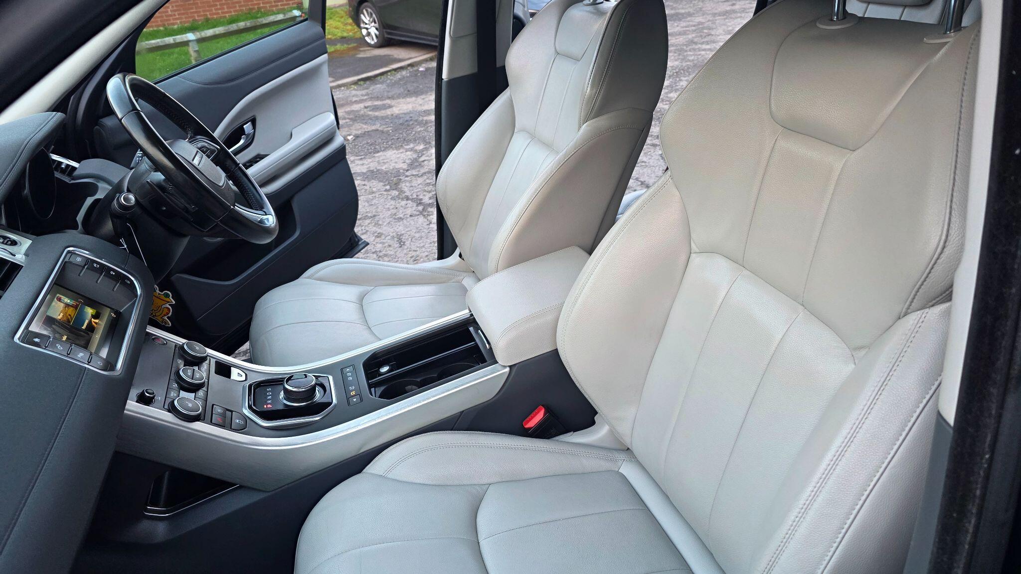 Land Rover Range Rover Evoque - Image 33