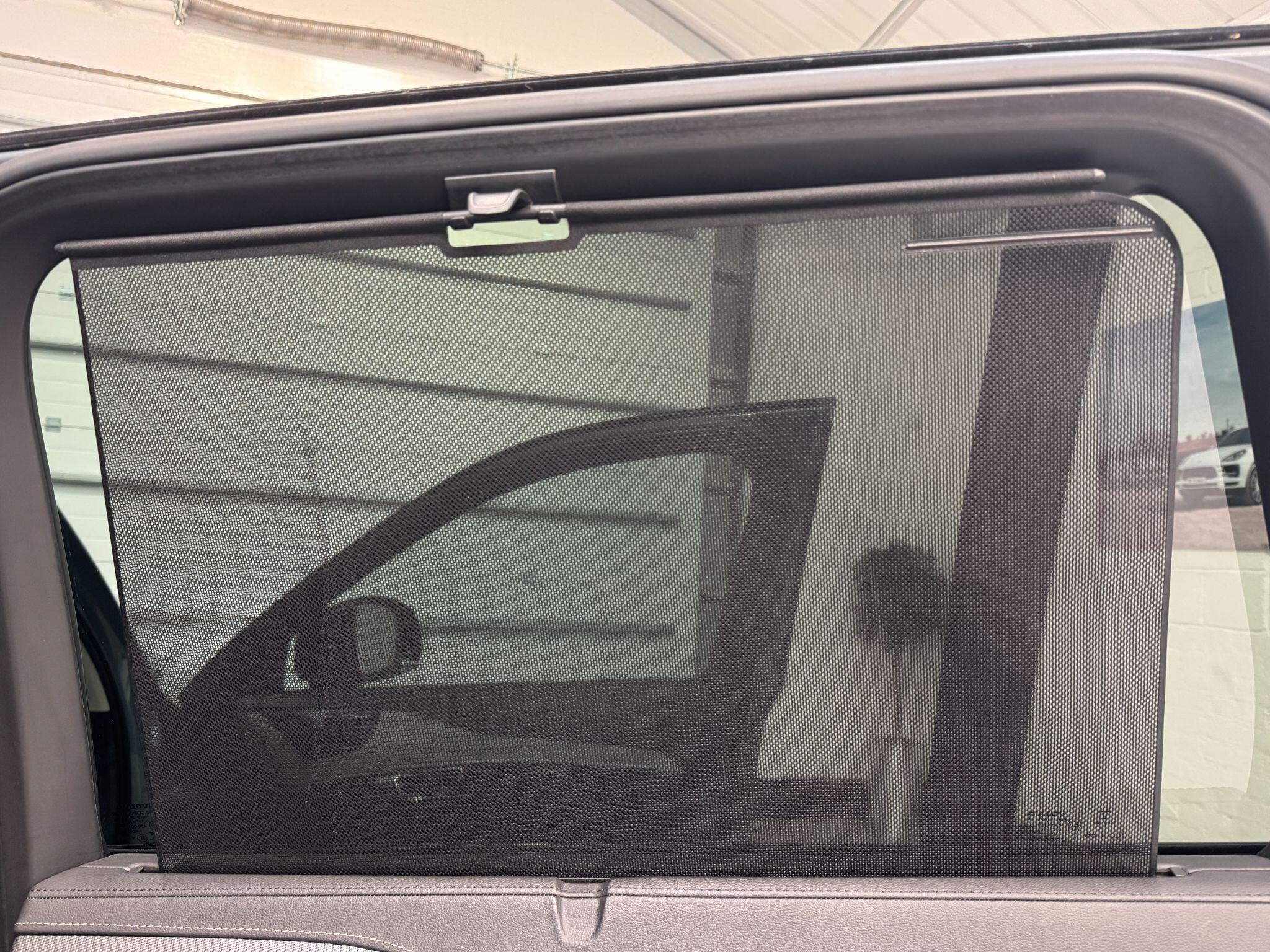 Volvo XC90 - Image 46