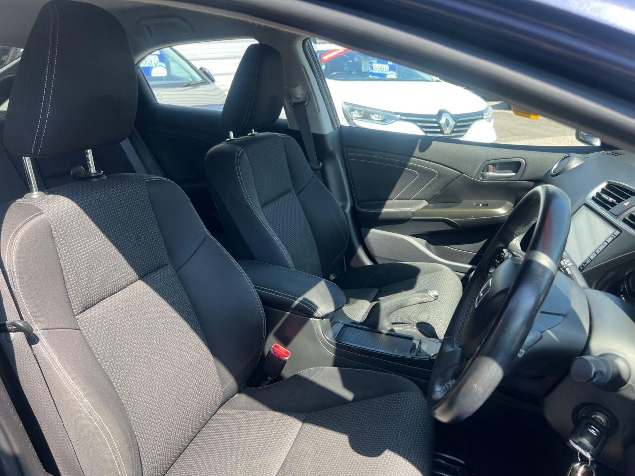 Honda Civic - Image 16