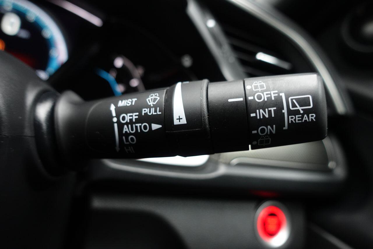 Honda Civic - Image 35