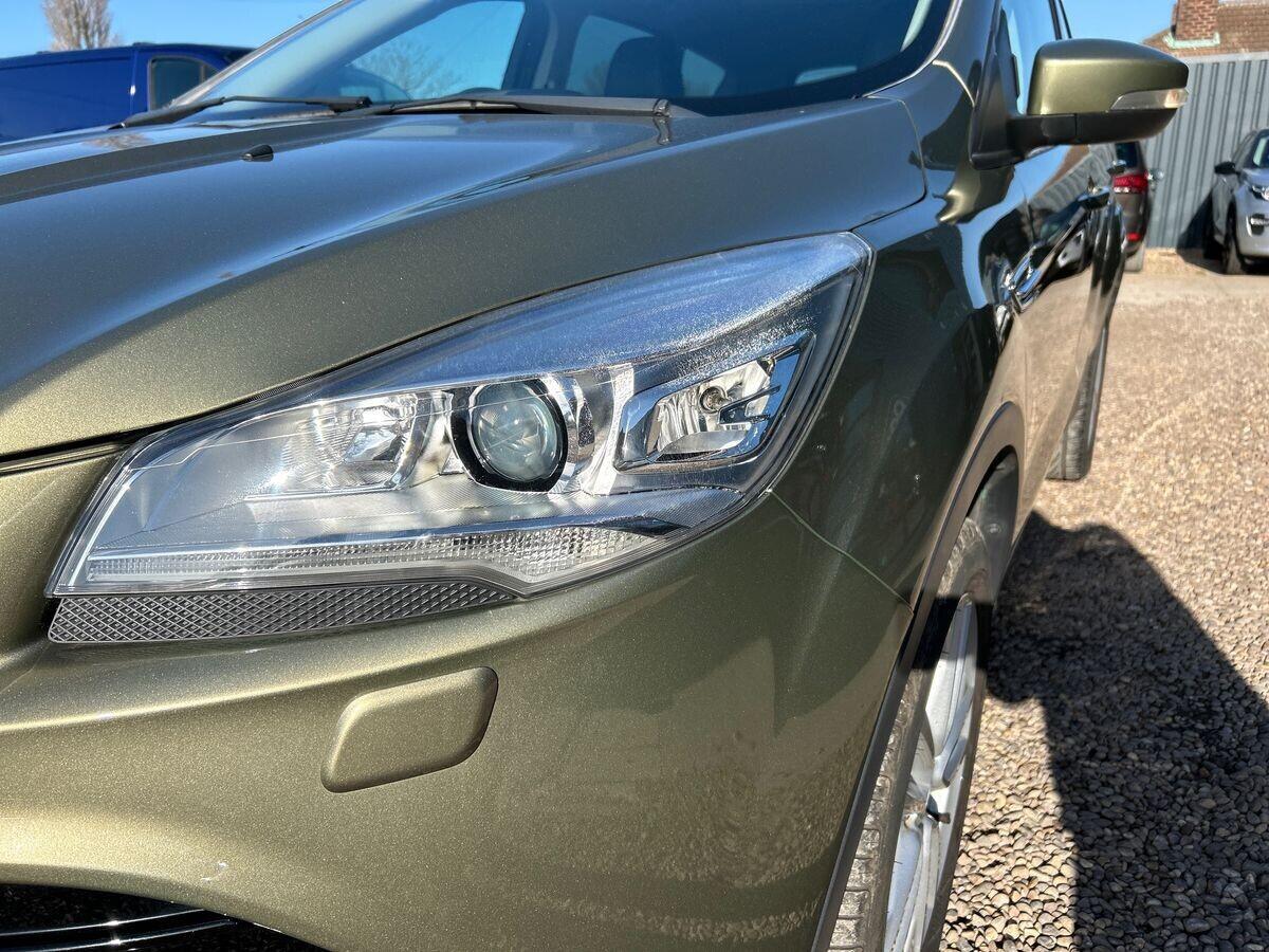 Ford Kuga - Image 13