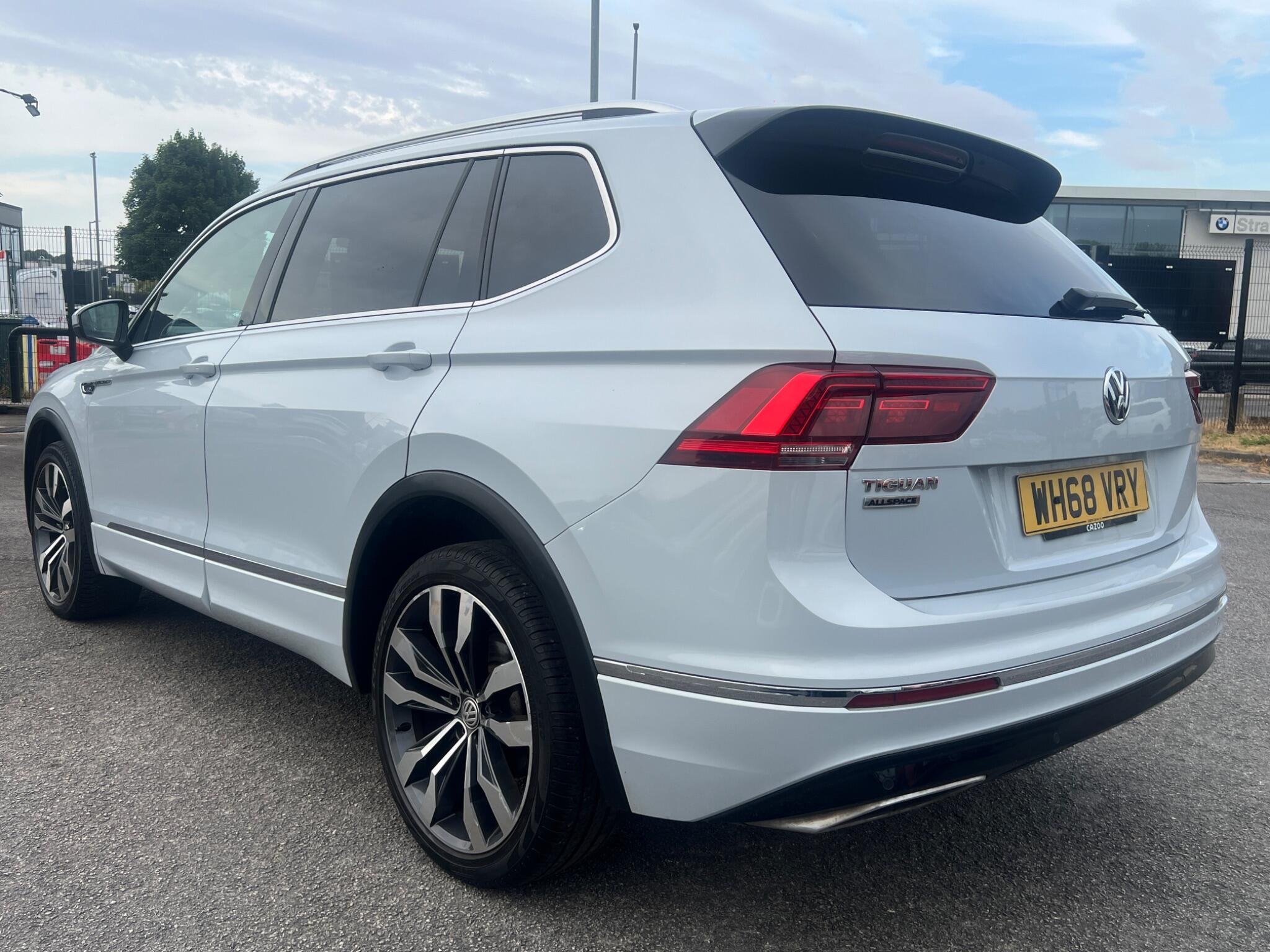 Volkswagen Tiguan Allspace - Image 7
